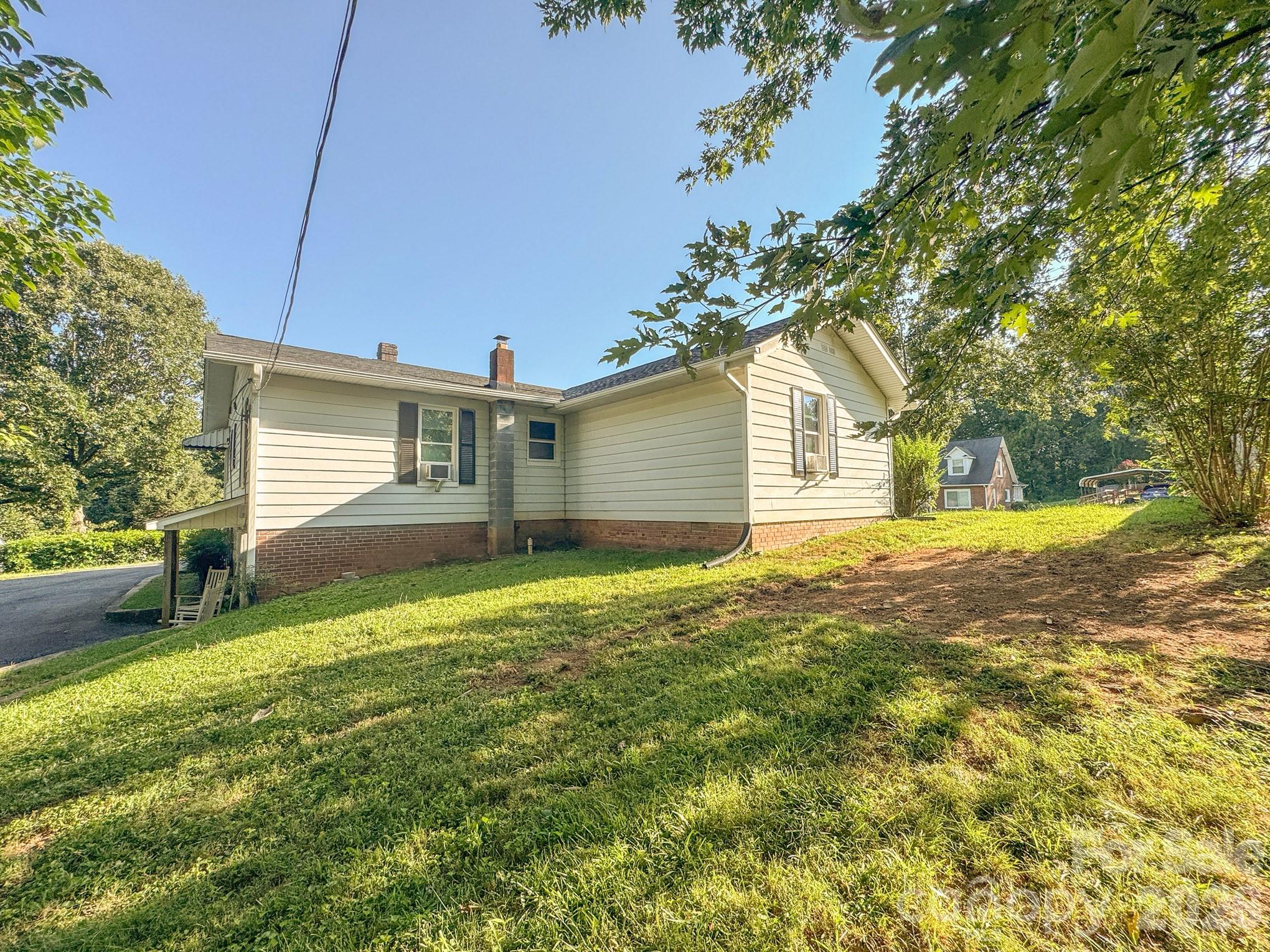 46 Gilkey Street — Marion