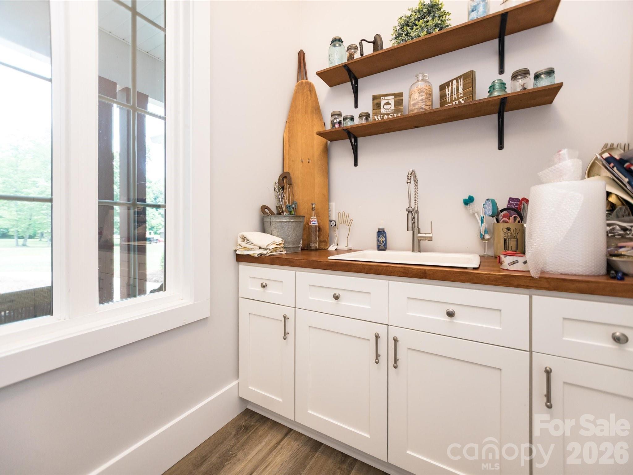 198 Carters Farm Drive — Statesville