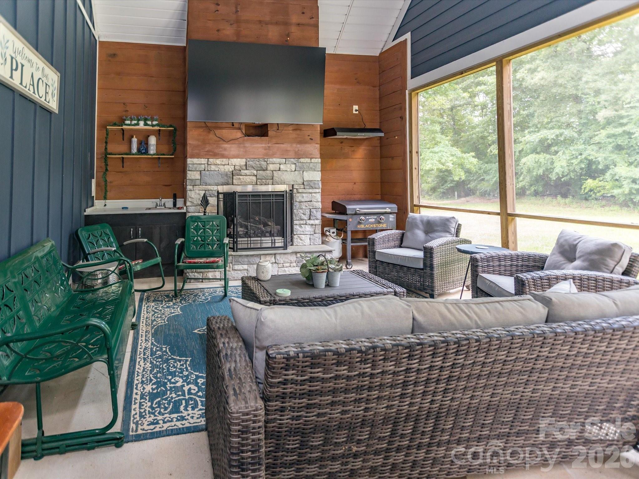 198 Carters Farm Drive — Statesville