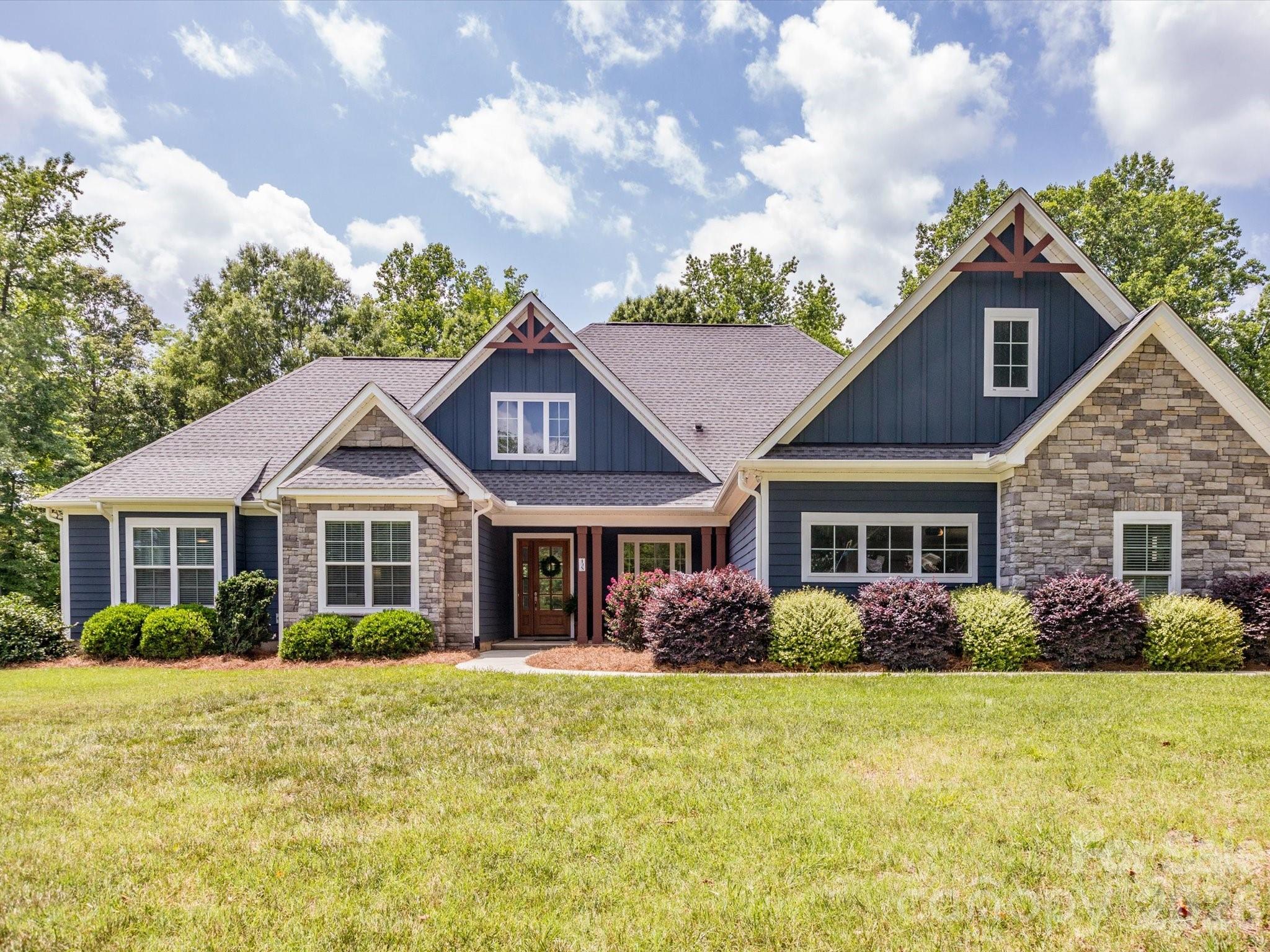 198 Carters Farm Drive — Statesville