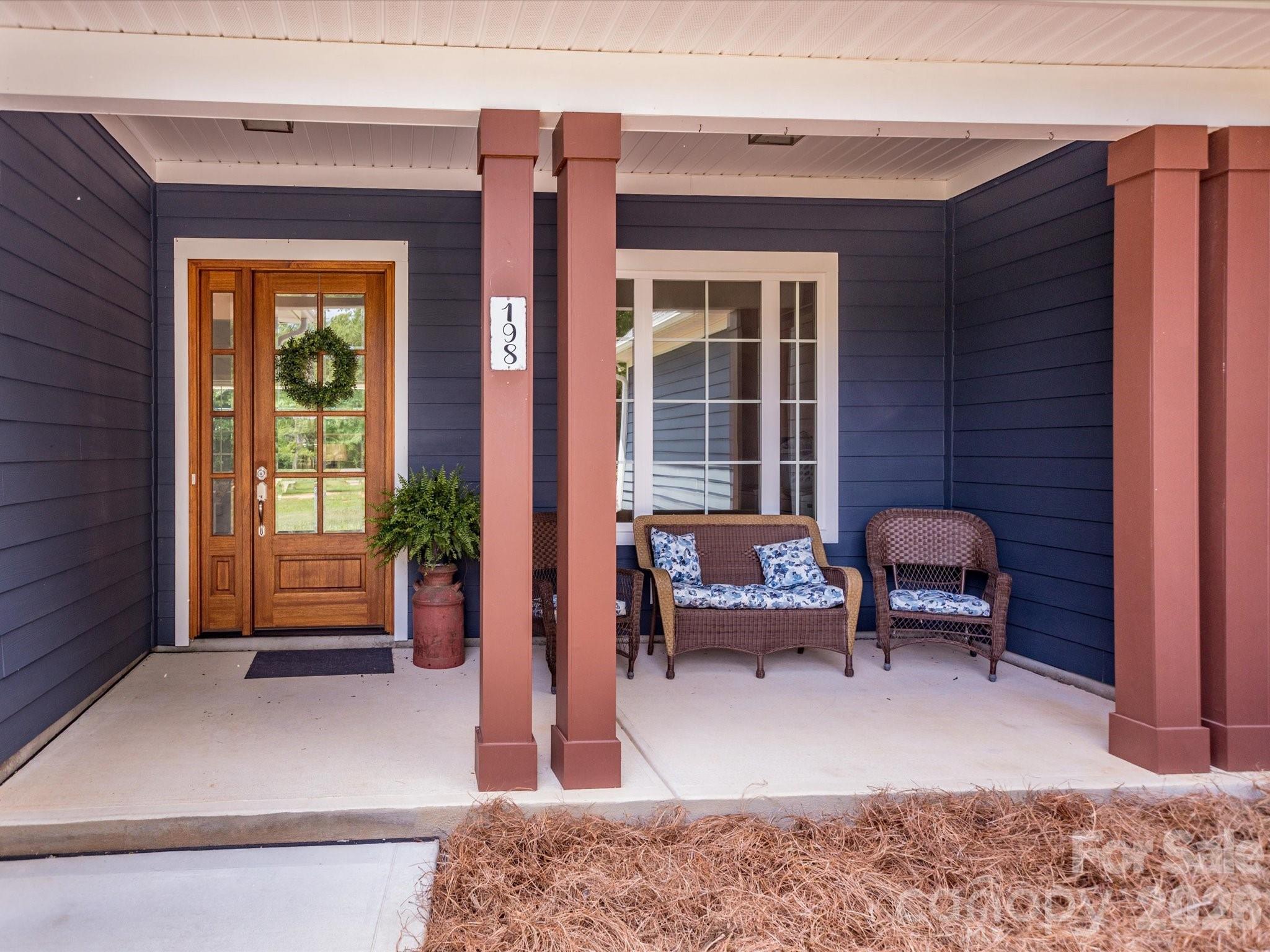 198 Carters Farm Drive — Statesville