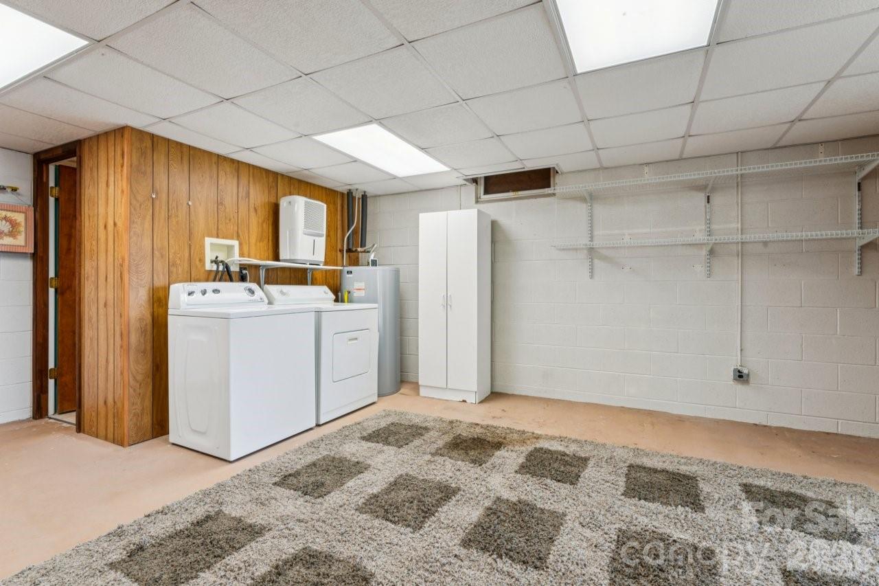 918 Pinehaven Drive — New London