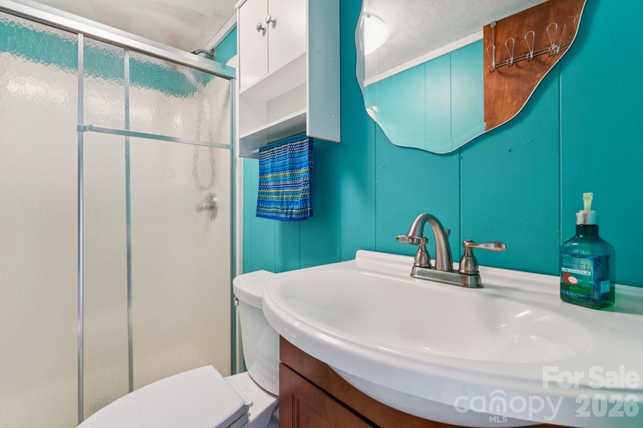 918 Pinehaven Drive — New London