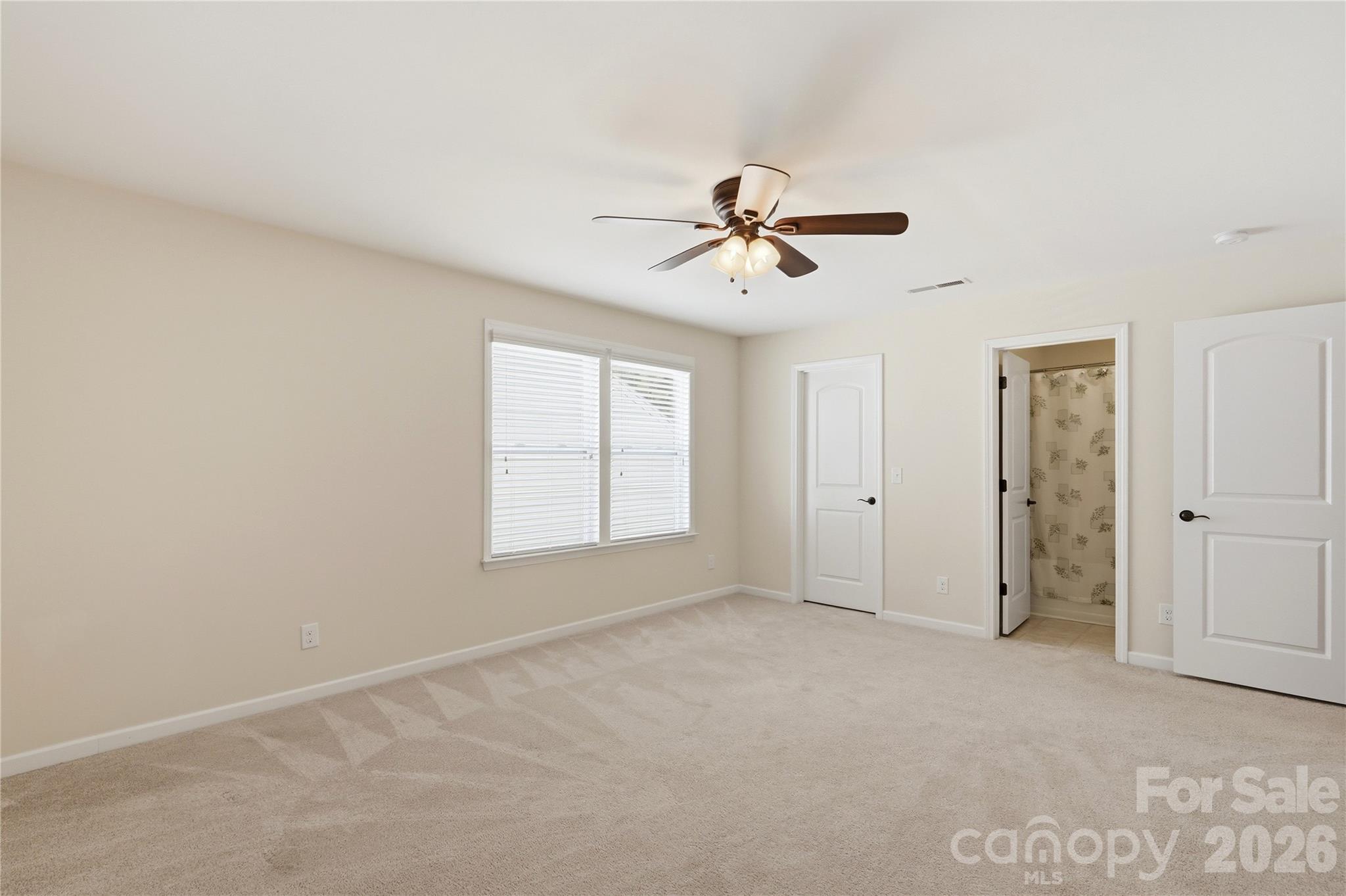 1874 Larkspur Way — Tega Cay