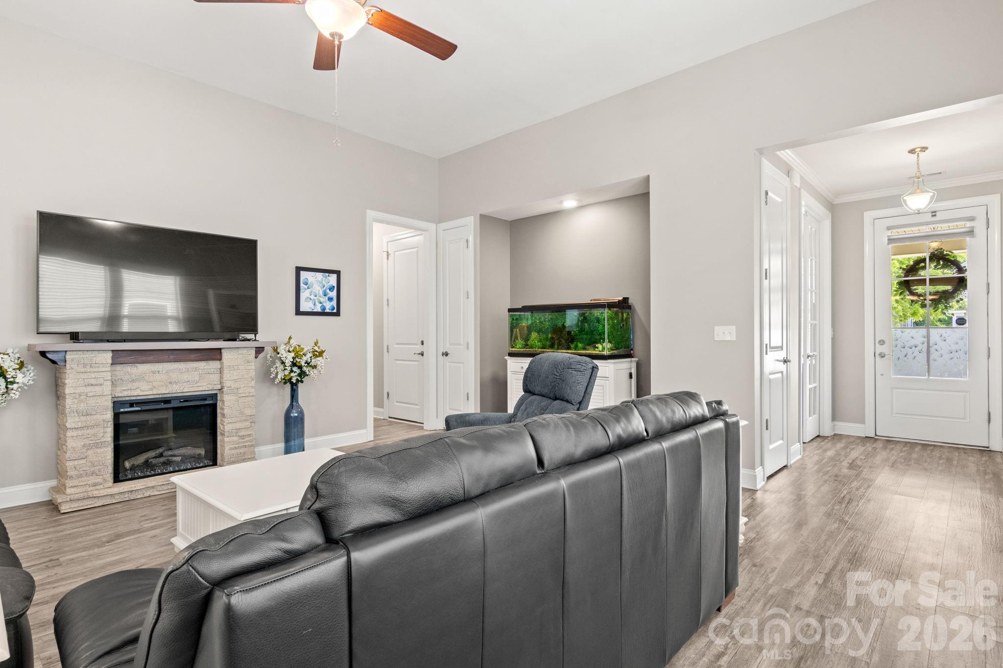 8416 Festival Way — Charlotte