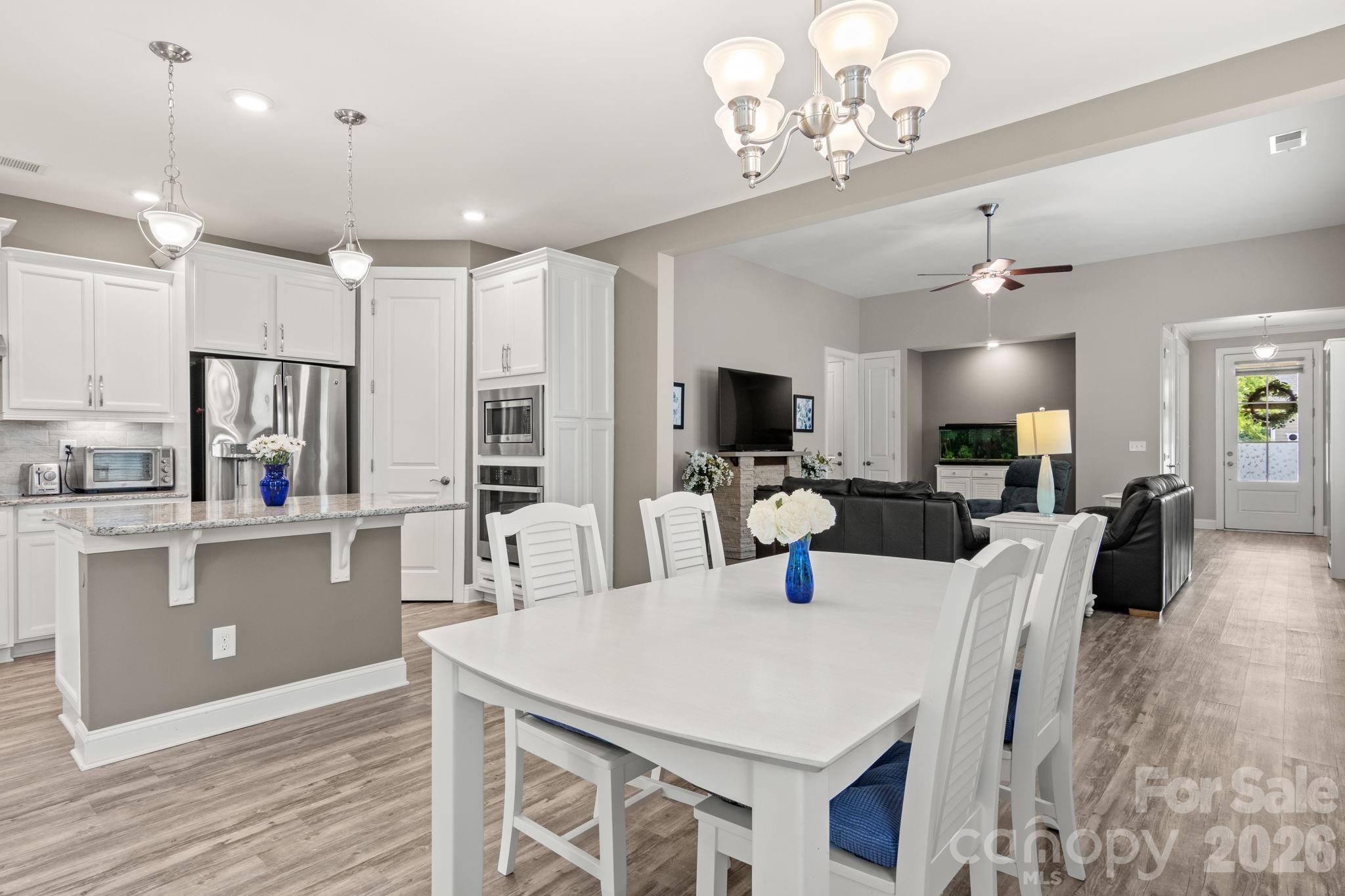 8416 Festival Way — Charlotte