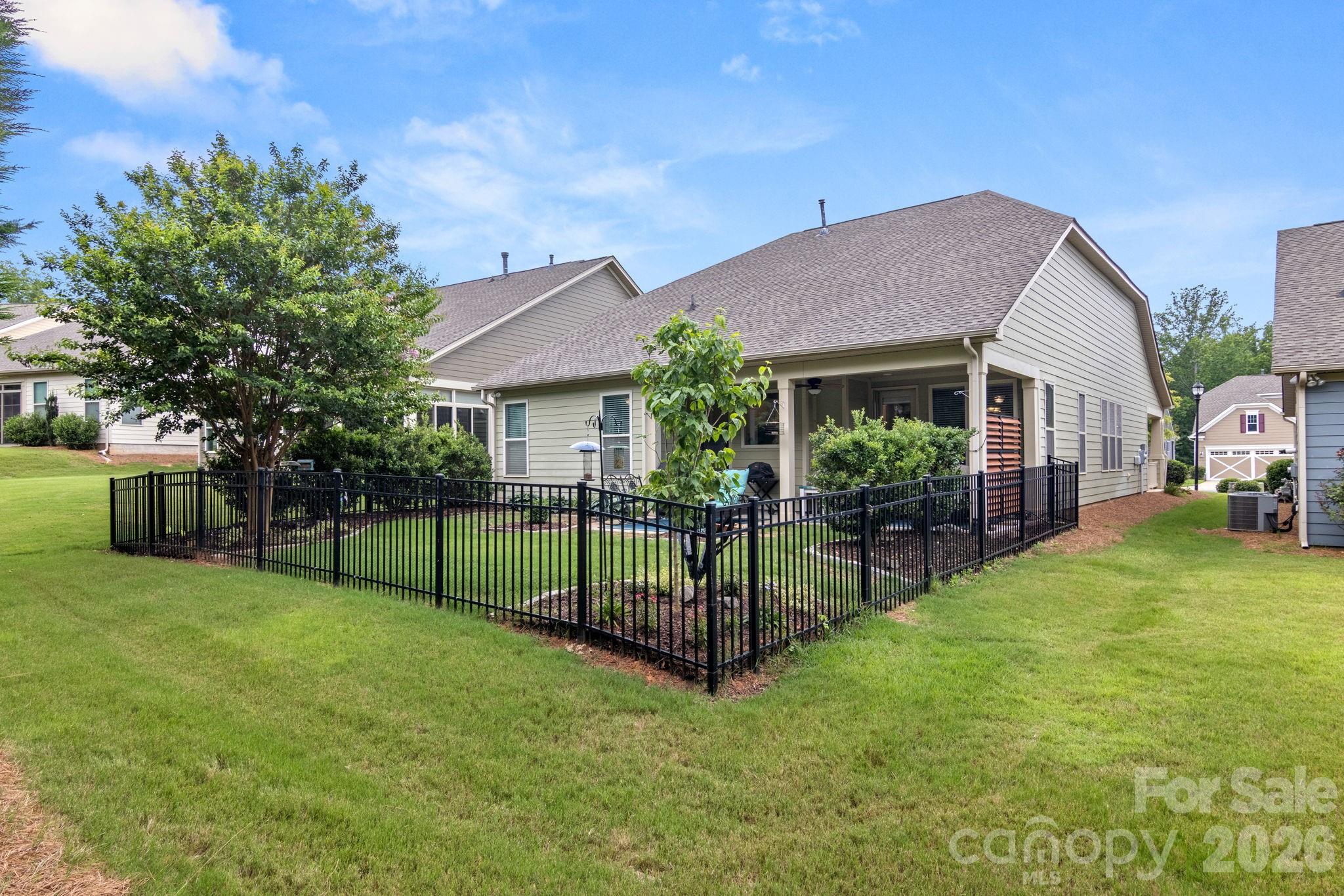 8416 Festival Way — Charlotte