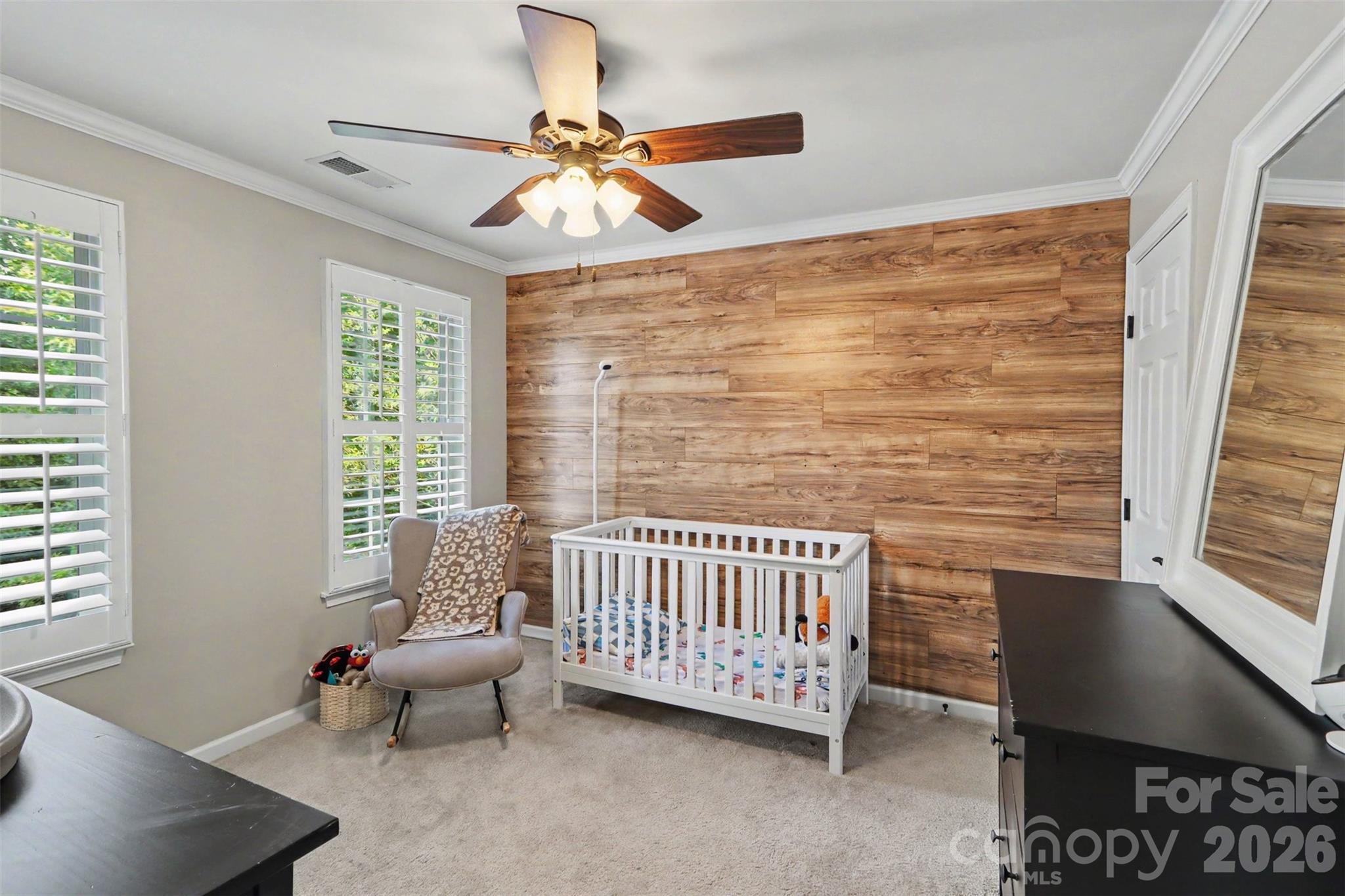 11830 Warfield Avenue — Huntersville