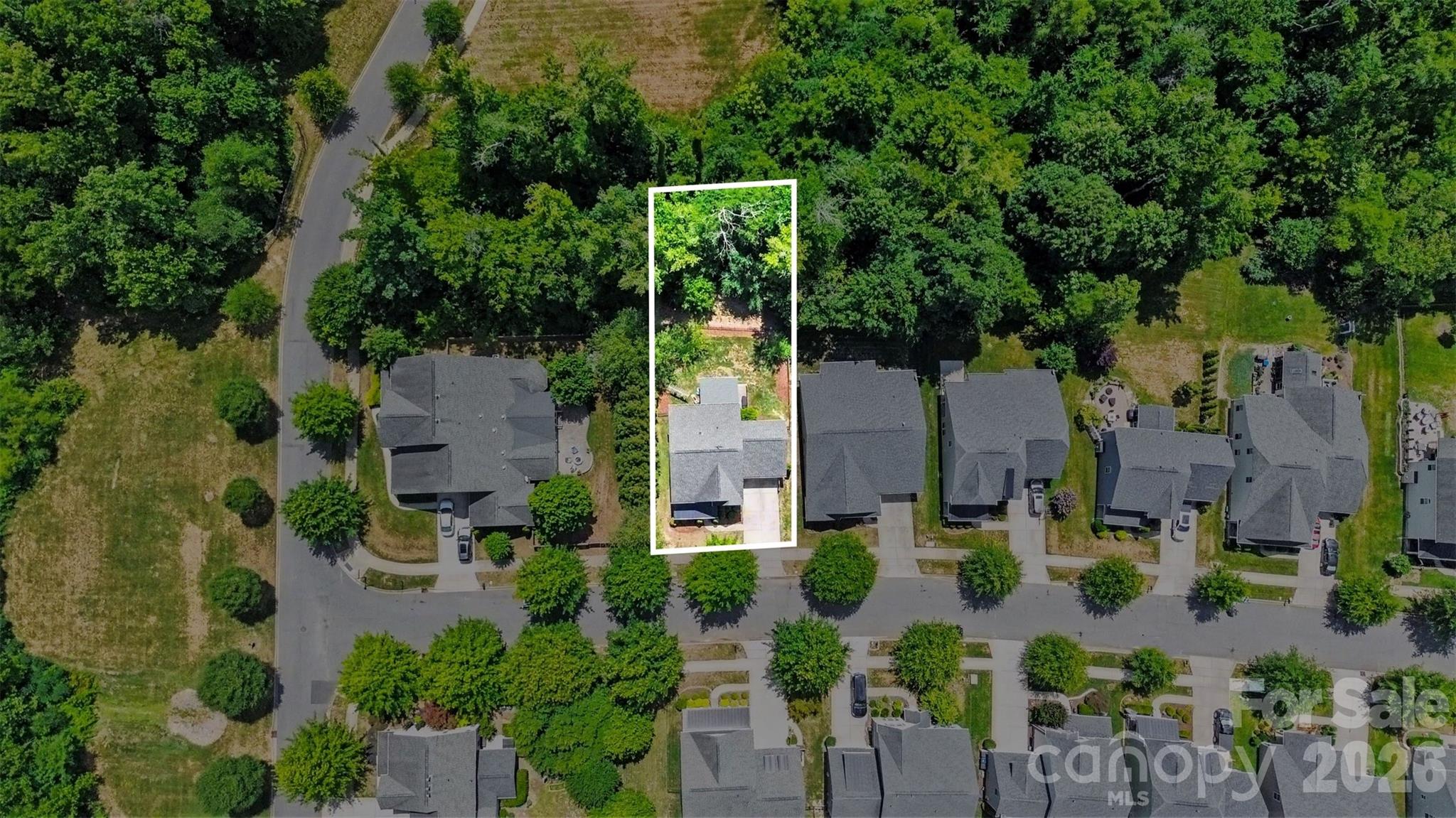 11830 Warfield Avenue — Huntersville