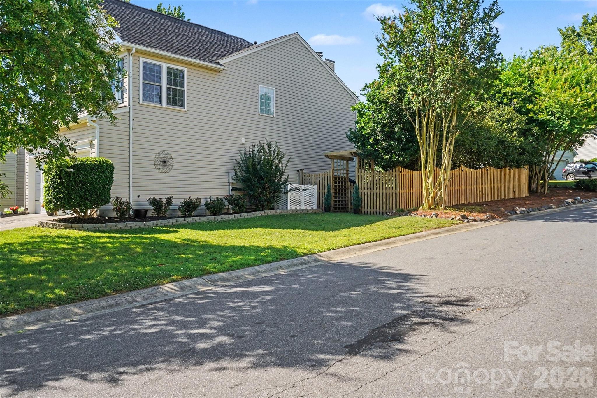 10731 Northgate Trail Drive — Charlotte