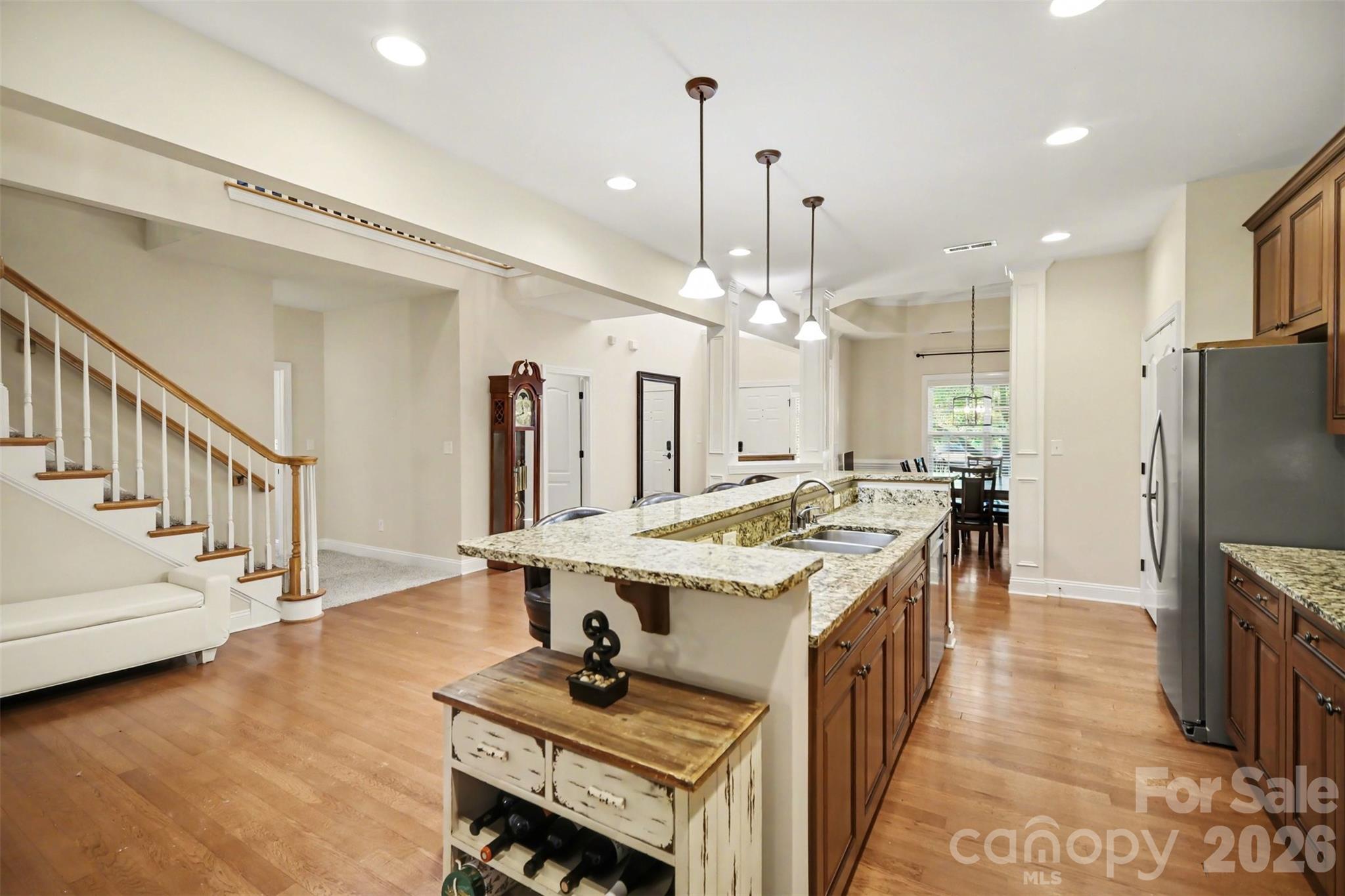 7999 Worth Way — Denver
