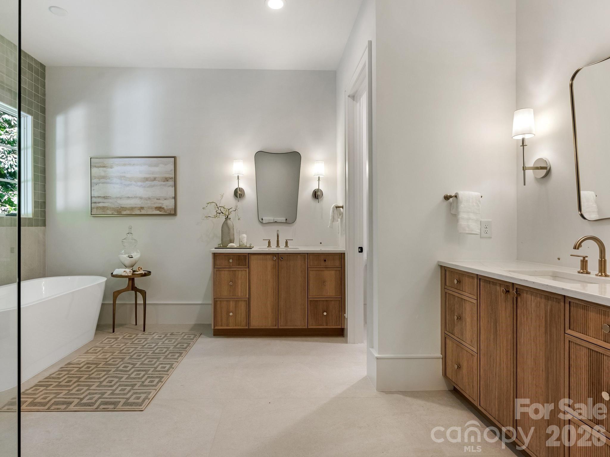 3240 Sunset Drive — Charlotte