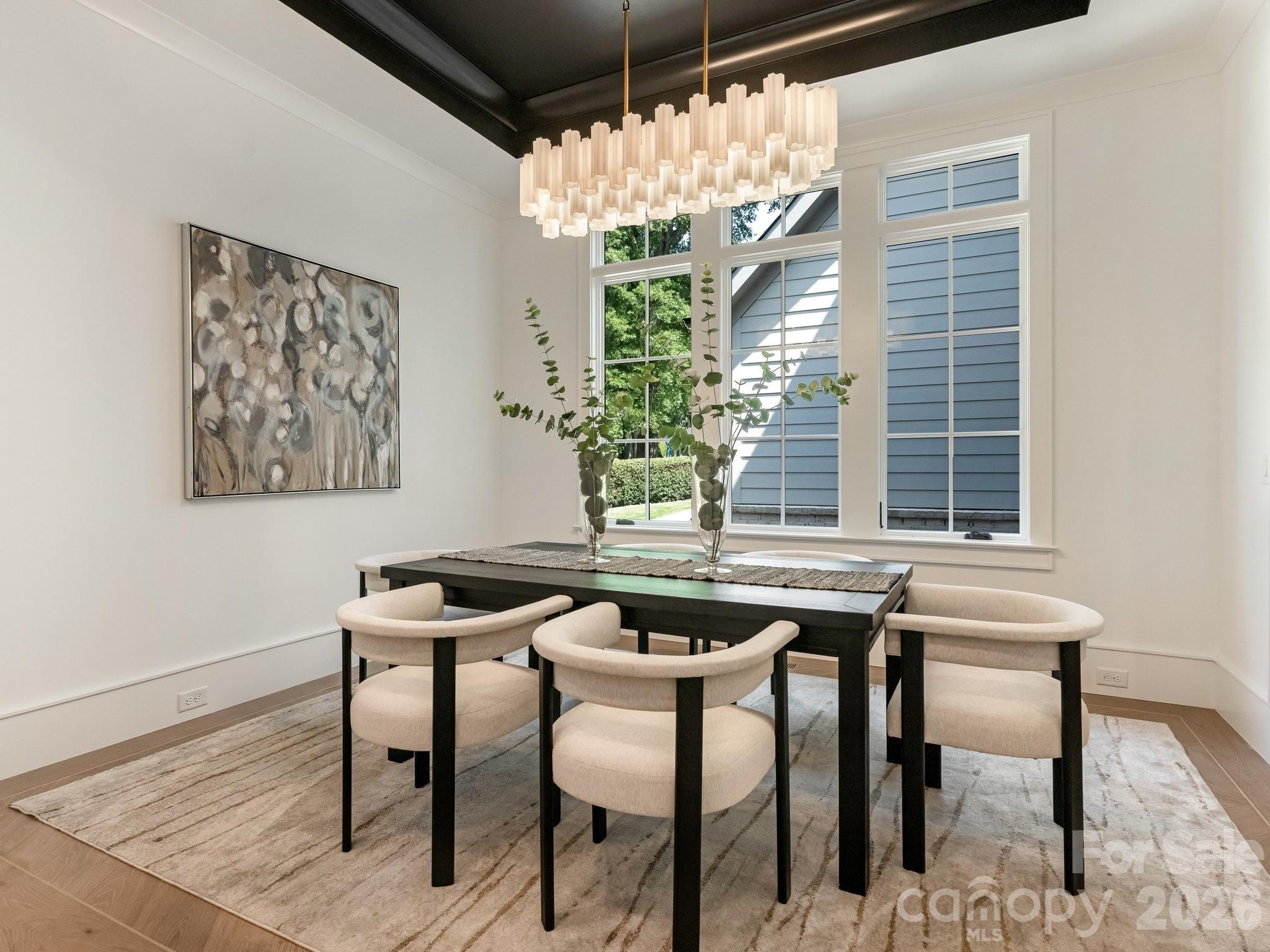 3240 Sunset Drive — Charlotte
