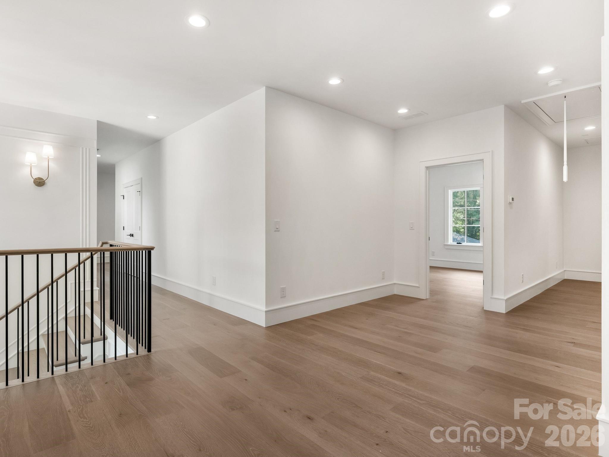 3240 Sunset Drive — Charlotte