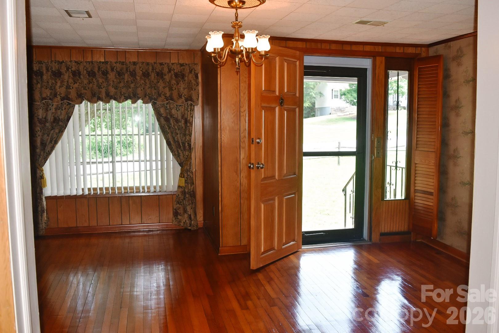 2575 Country Club Road — Wilkesboro