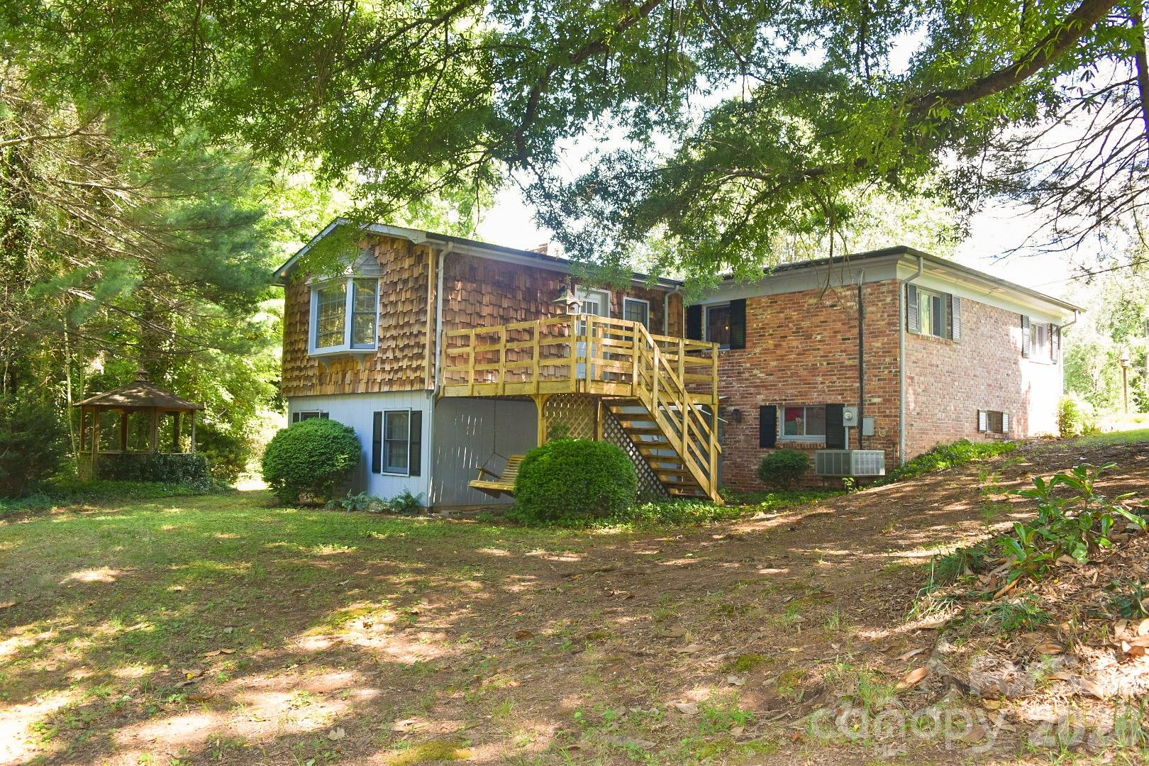 2575 Country Club Road — Wilkesboro
