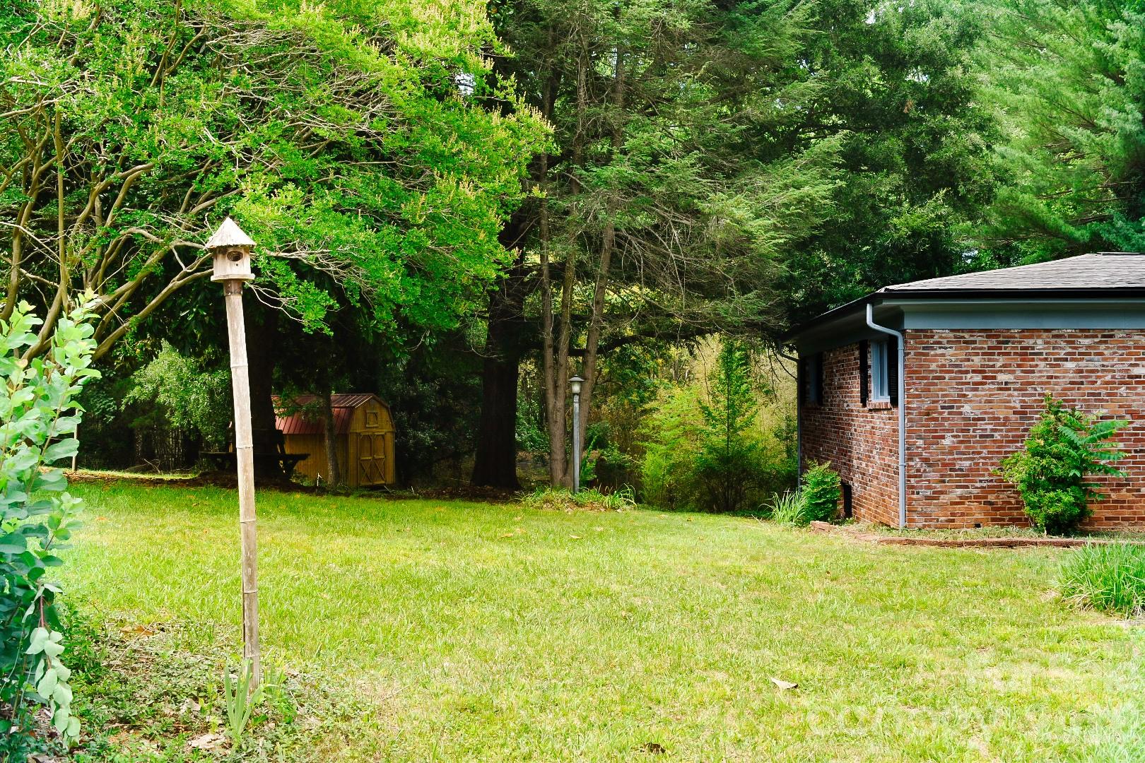 2575 Country Club Road — Wilkesboro