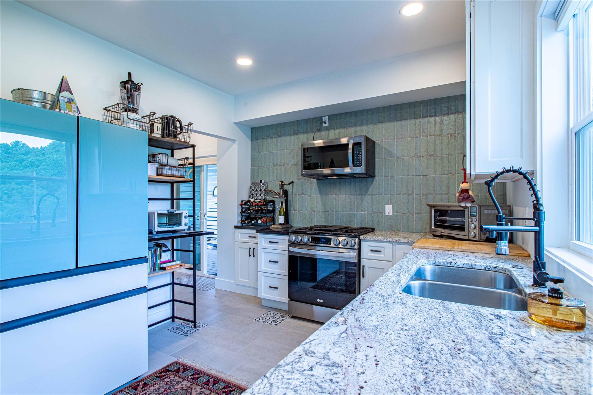 16 Riverside Drive — Barnardsville