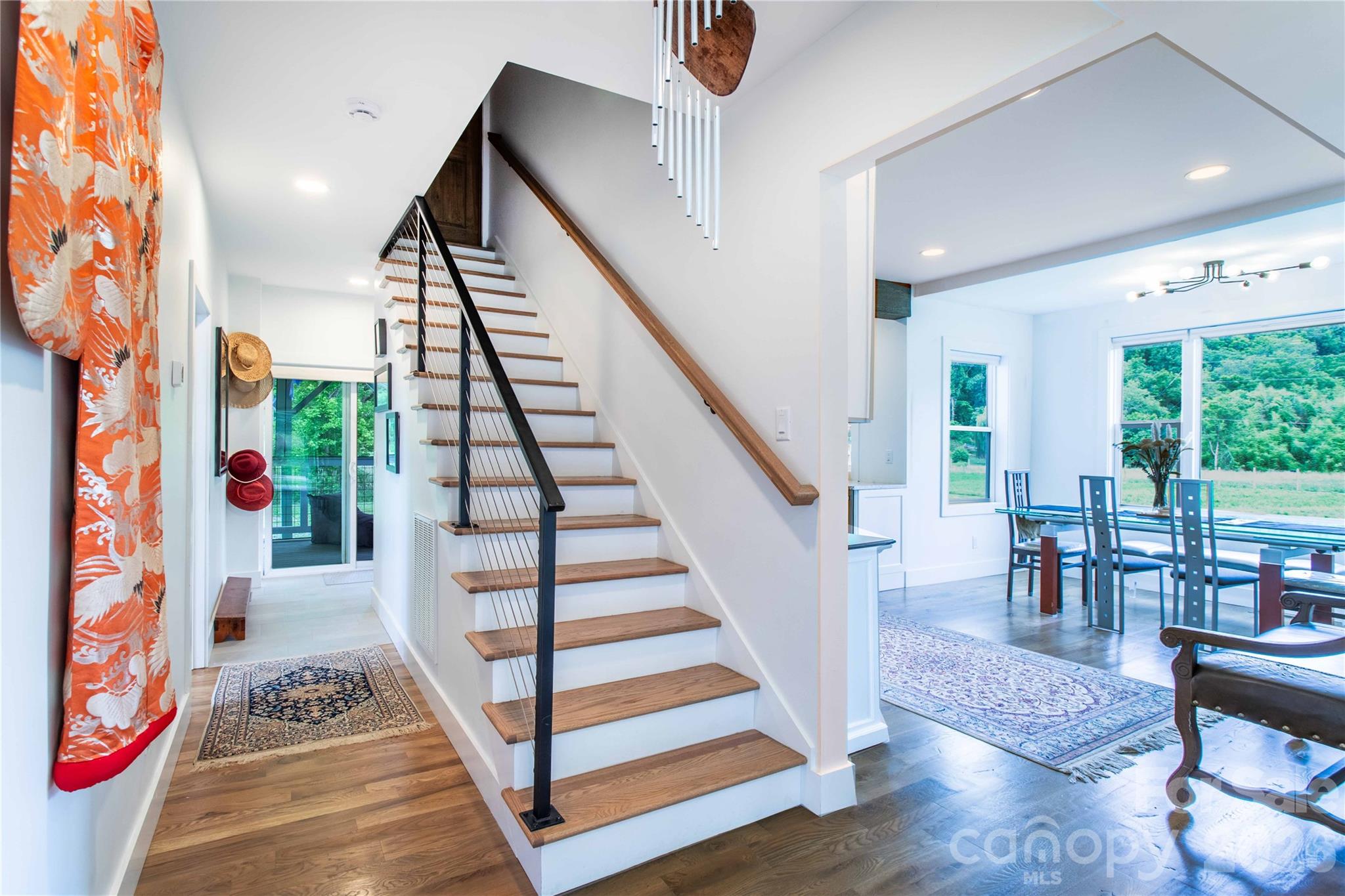 16 Riverside Drive — Barnardsville