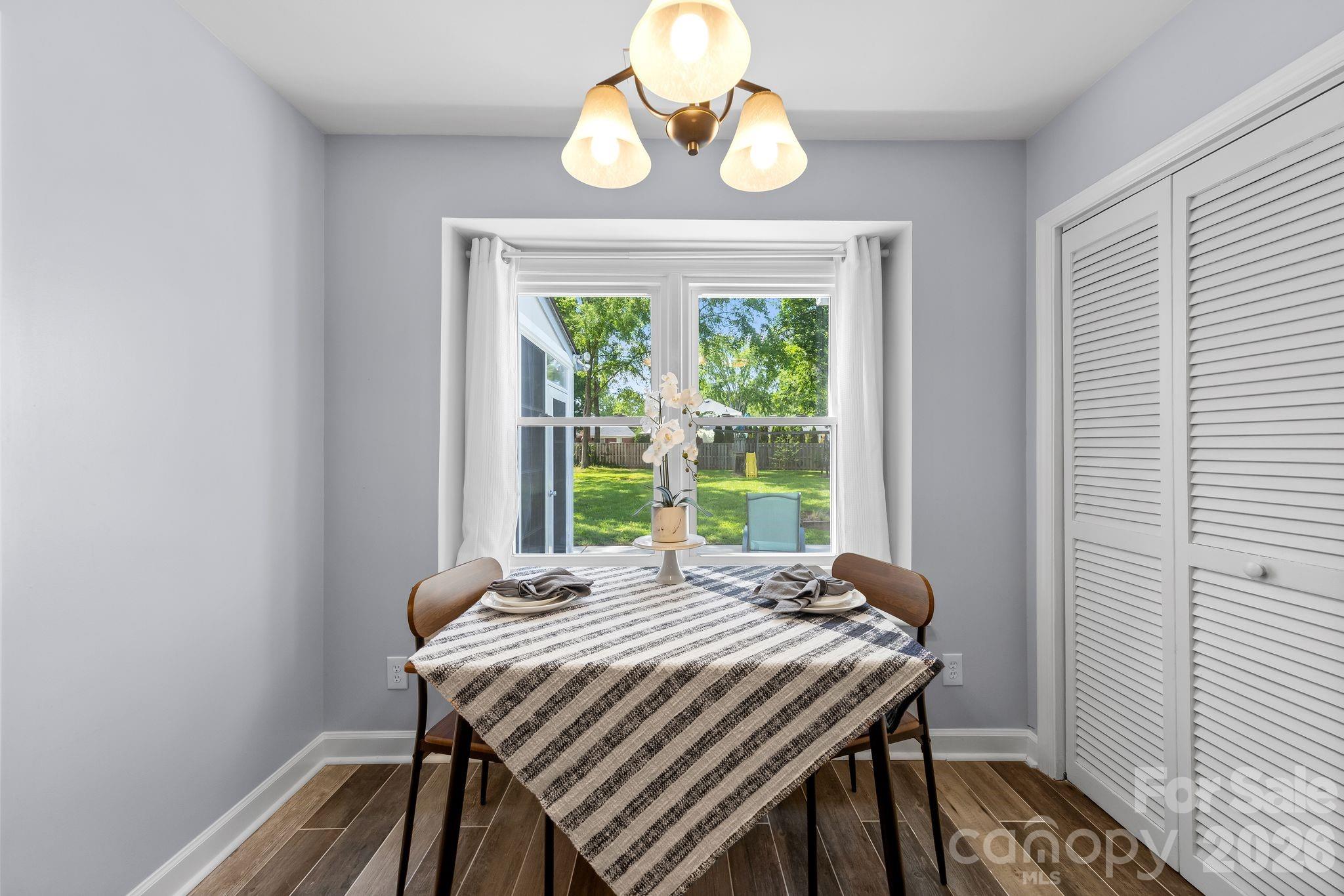 11232 Coachman Circle — Charlotte