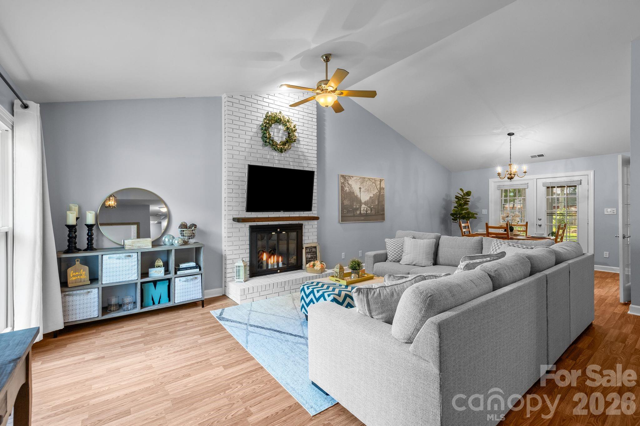 11232 Coachman Circle — Charlotte