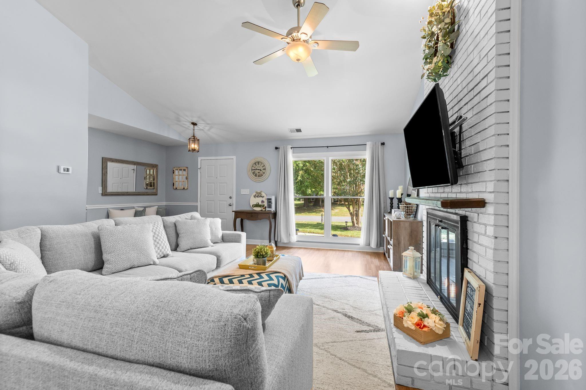 11232 Coachman Circle — Charlotte