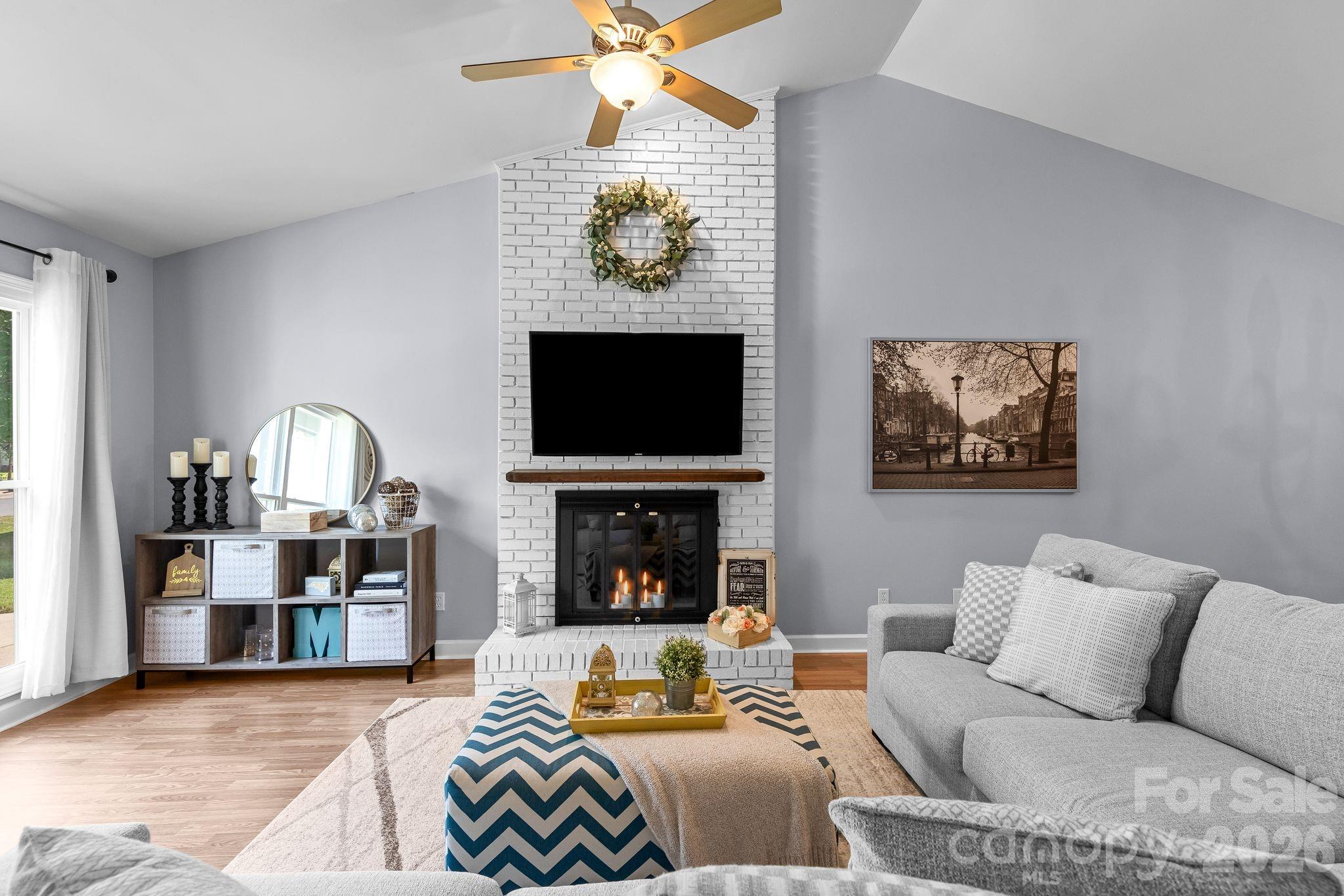 11232 Coachman Circle — Charlotte