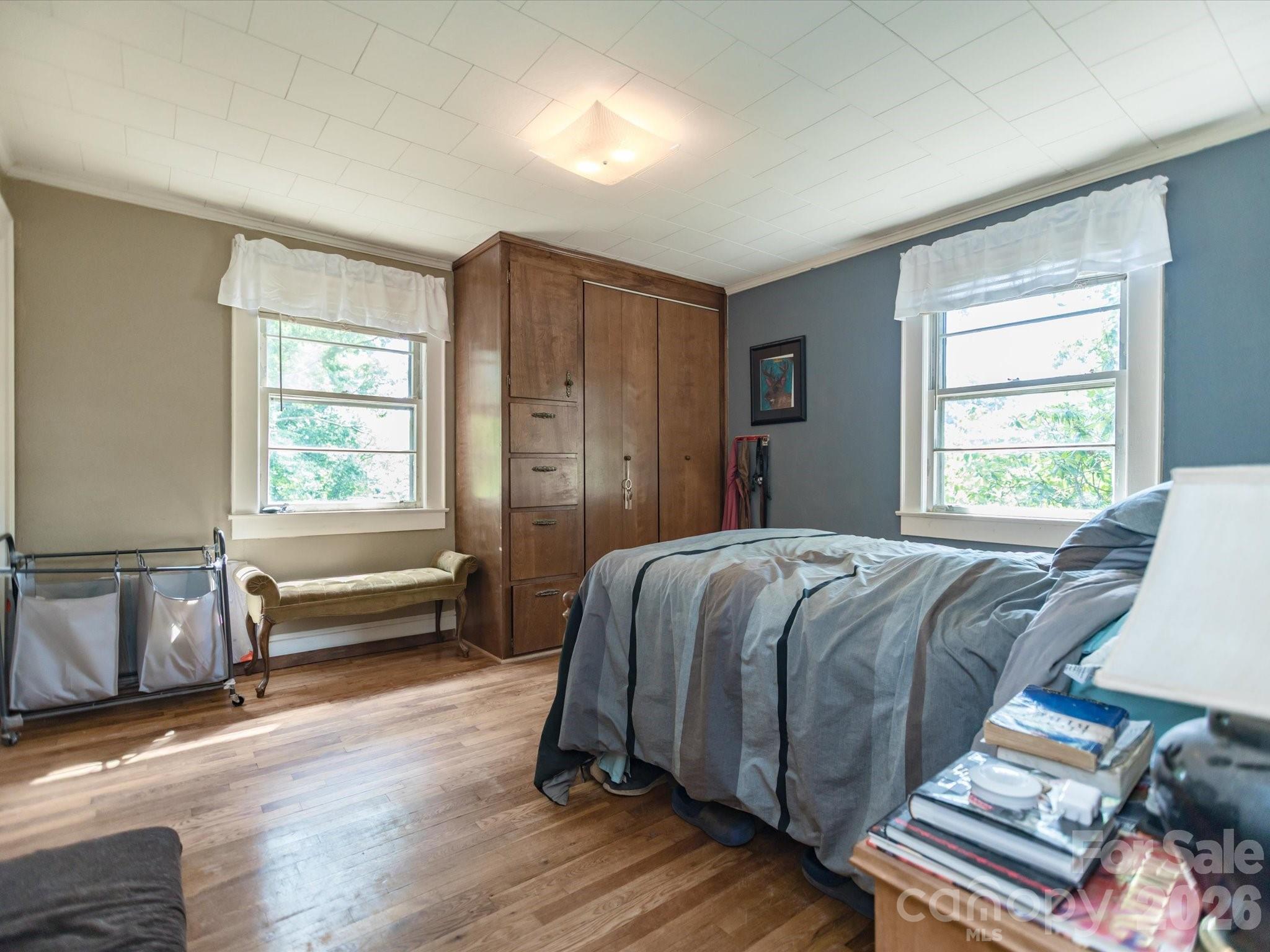 2111 Emmanuel Church Road — Conover