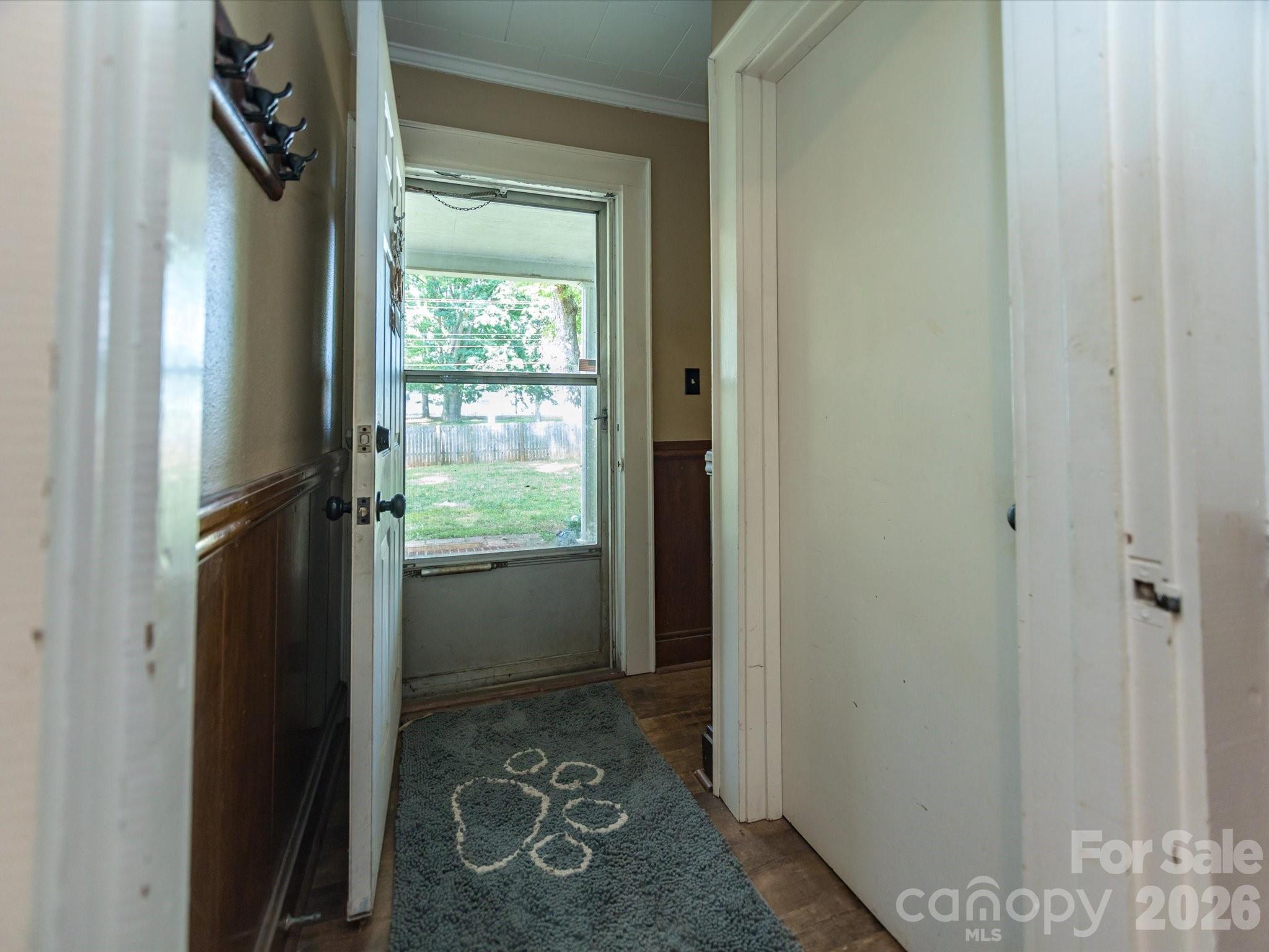 2111 Emmanuel Church Road — Conover