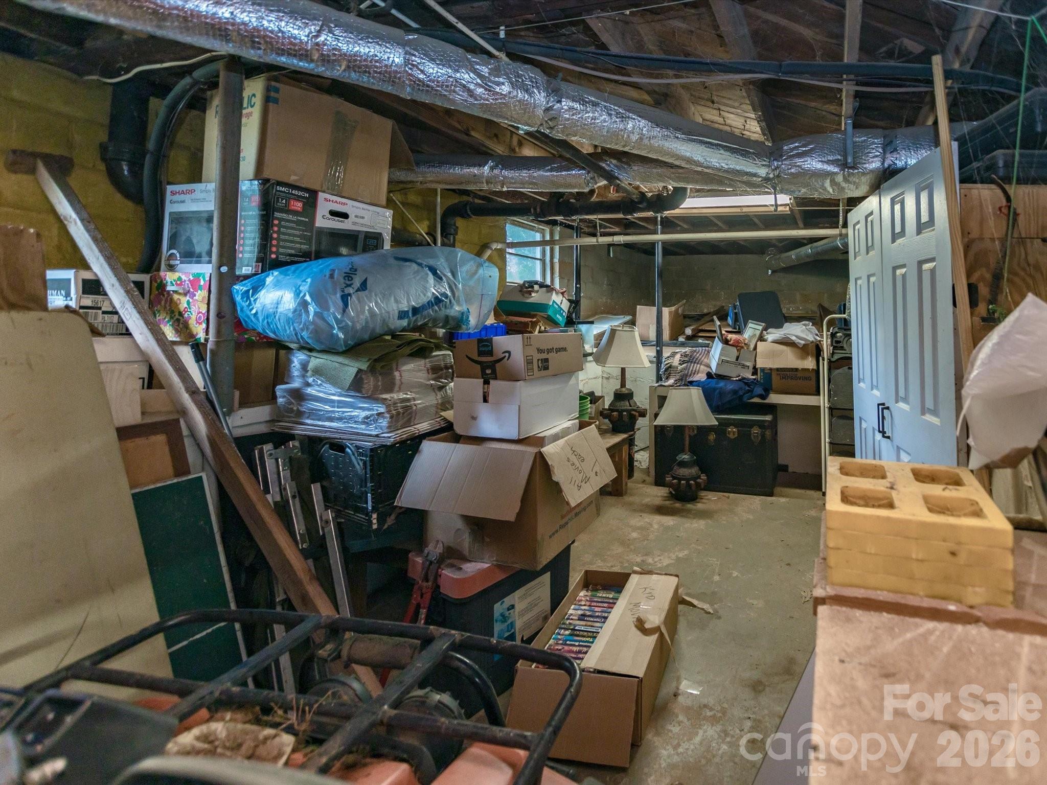 2111 Emmanuel Church Road — Conover