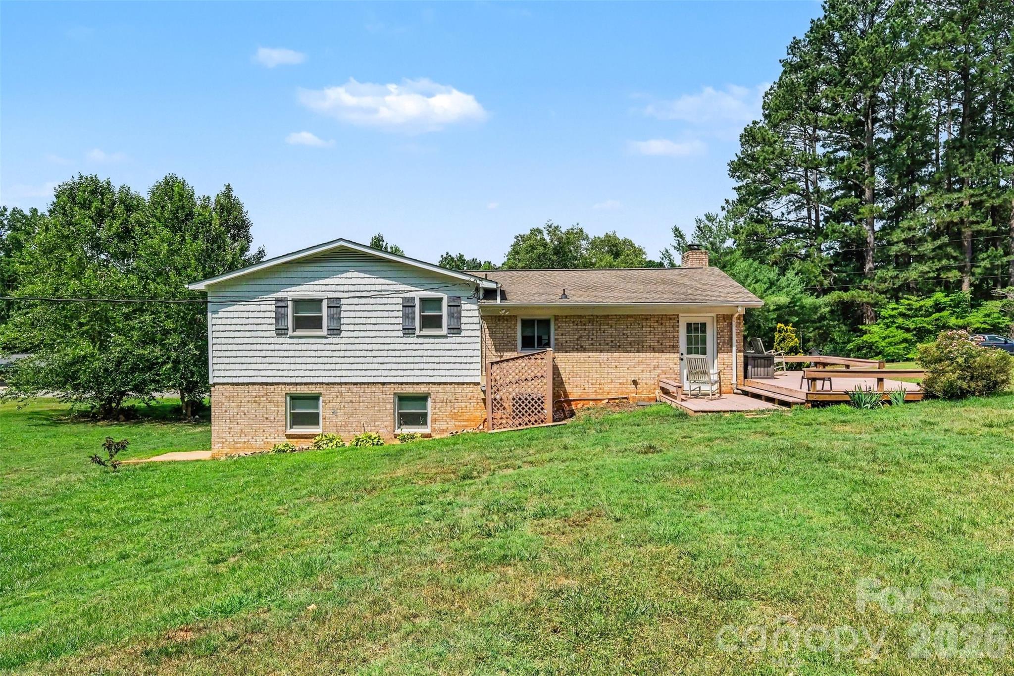 7107 Rolling Hills Drive — Sherrills Ford