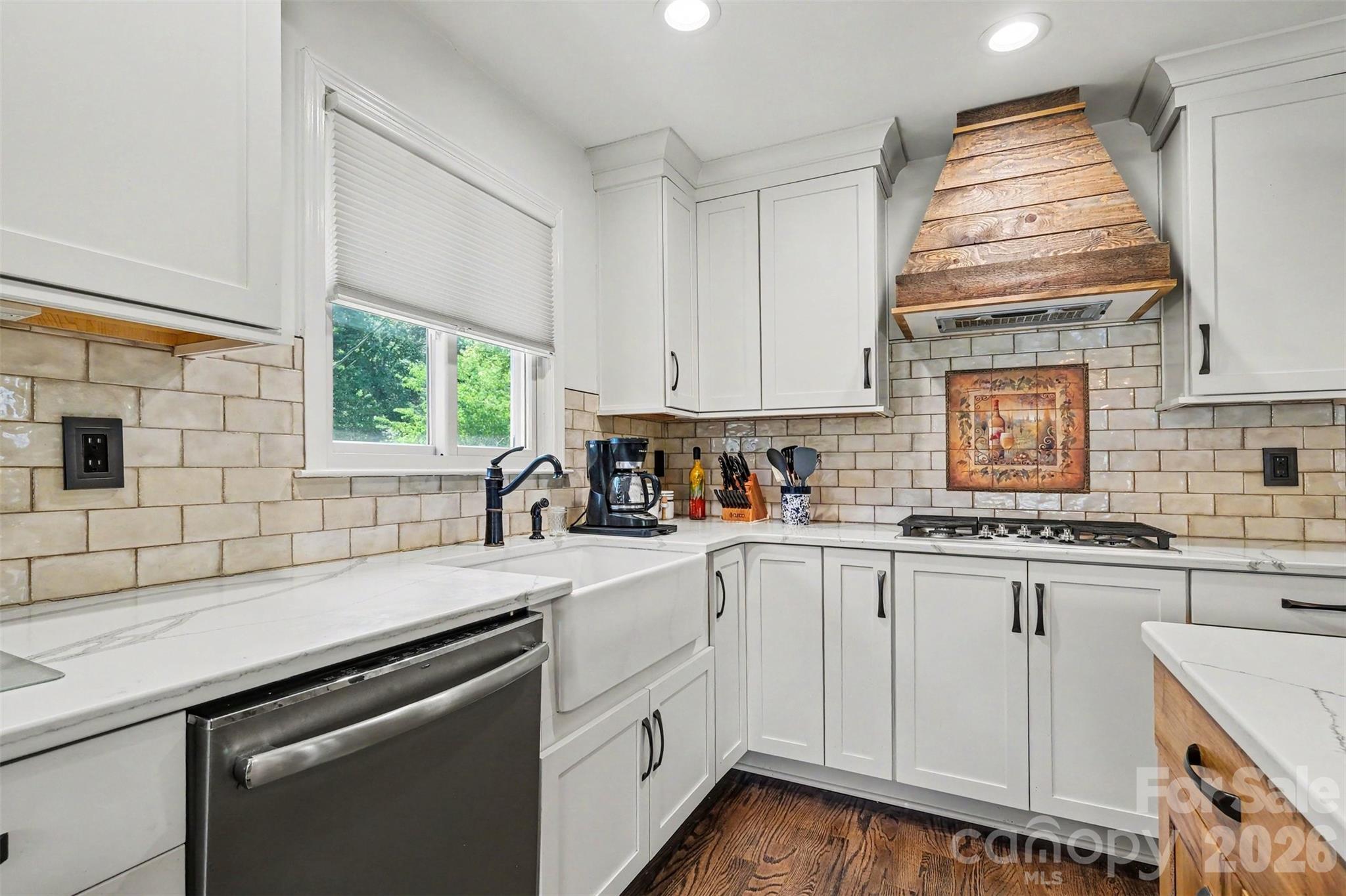 7107 Rolling Hills Drive — Sherrills Ford