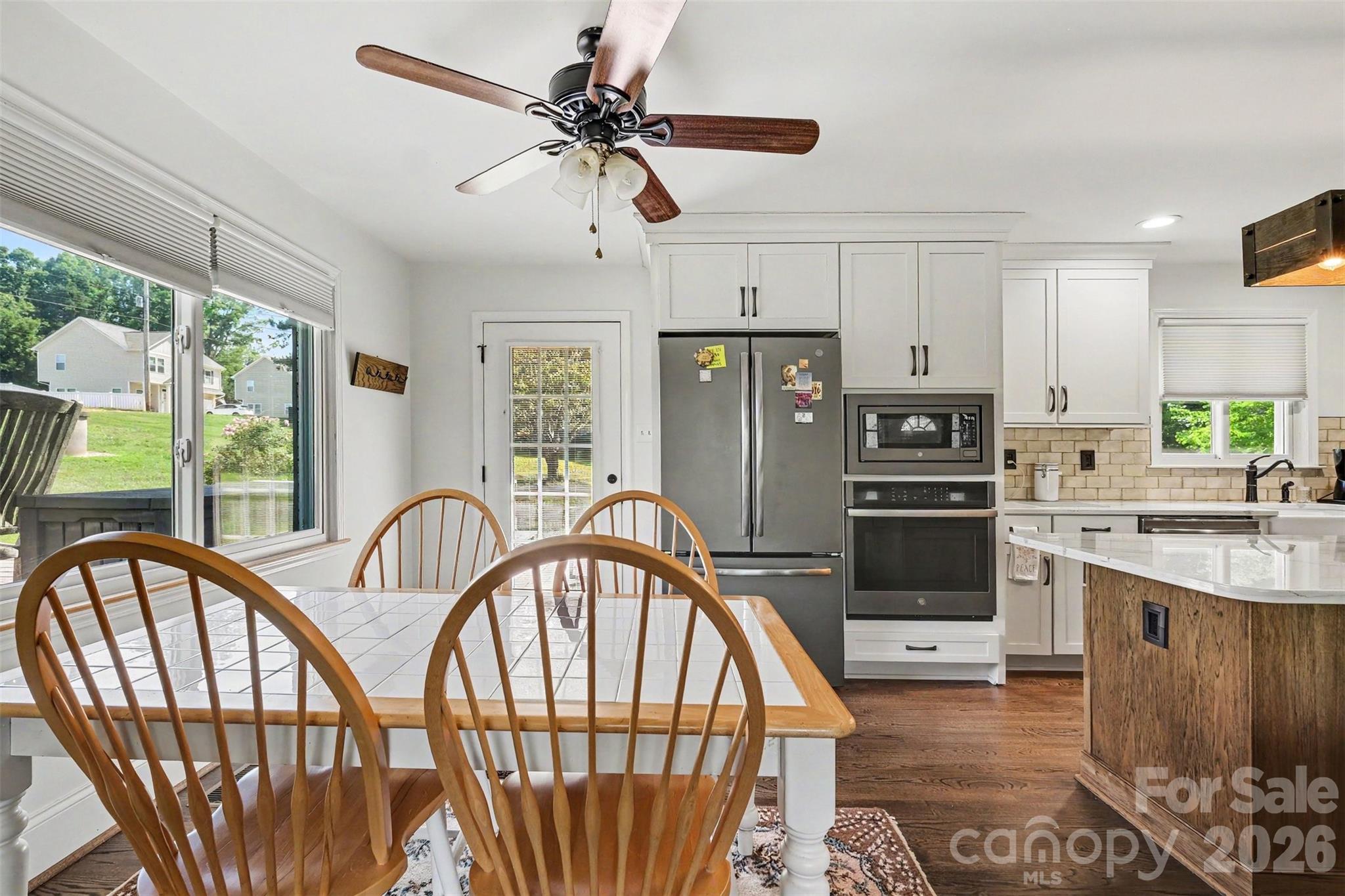 7107 Rolling Hills Drive — Sherrills Ford