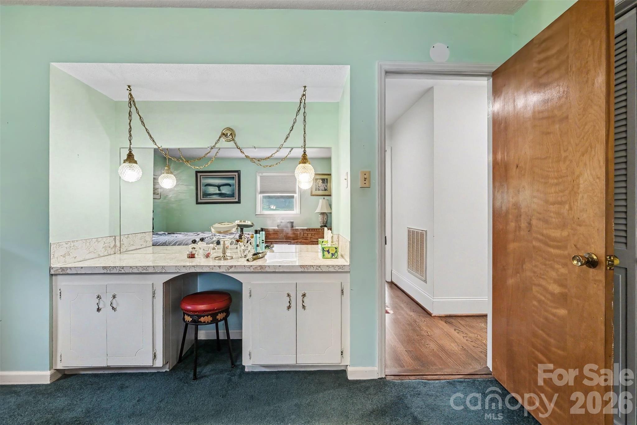 7107 Rolling Hills Drive — Sherrills Ford