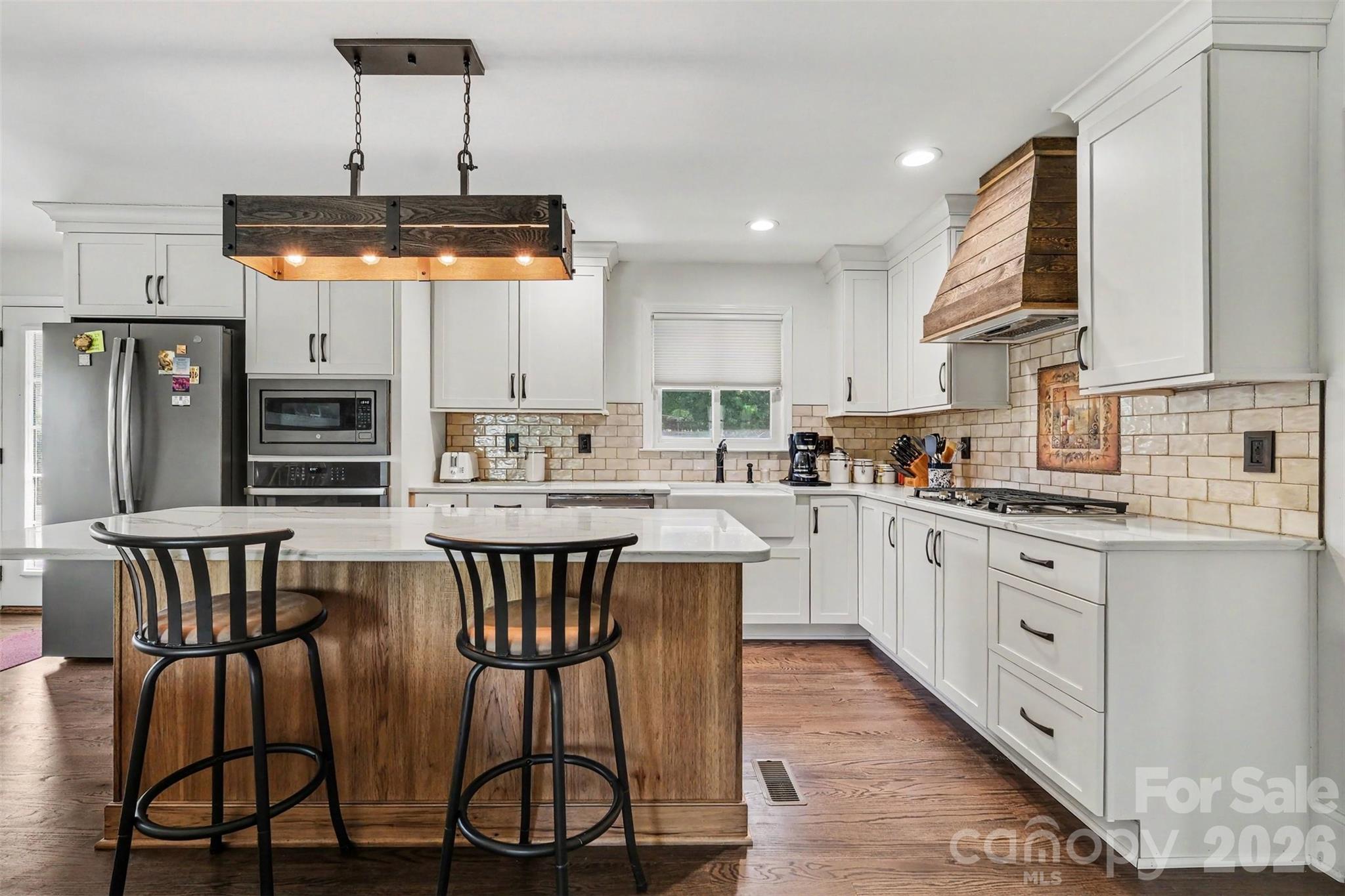 7107 Rolling Hills Drive — Sherrills Ford