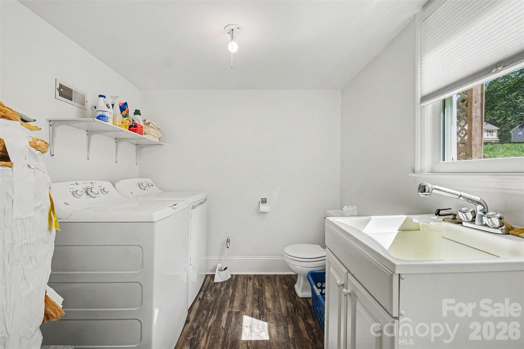 7107 Rolling Hills Drive — Sherrills Ford