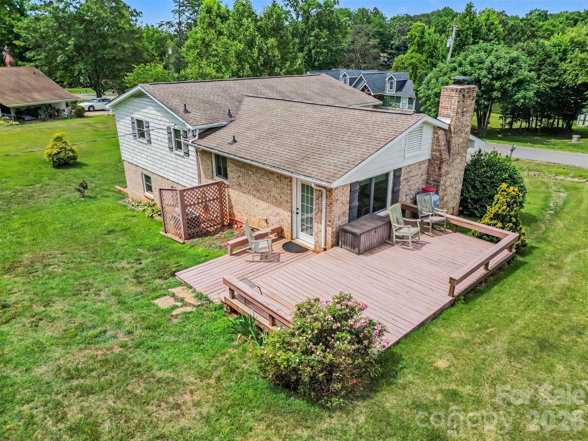 7107 Rolling Hills Drive — Sherrills Ford