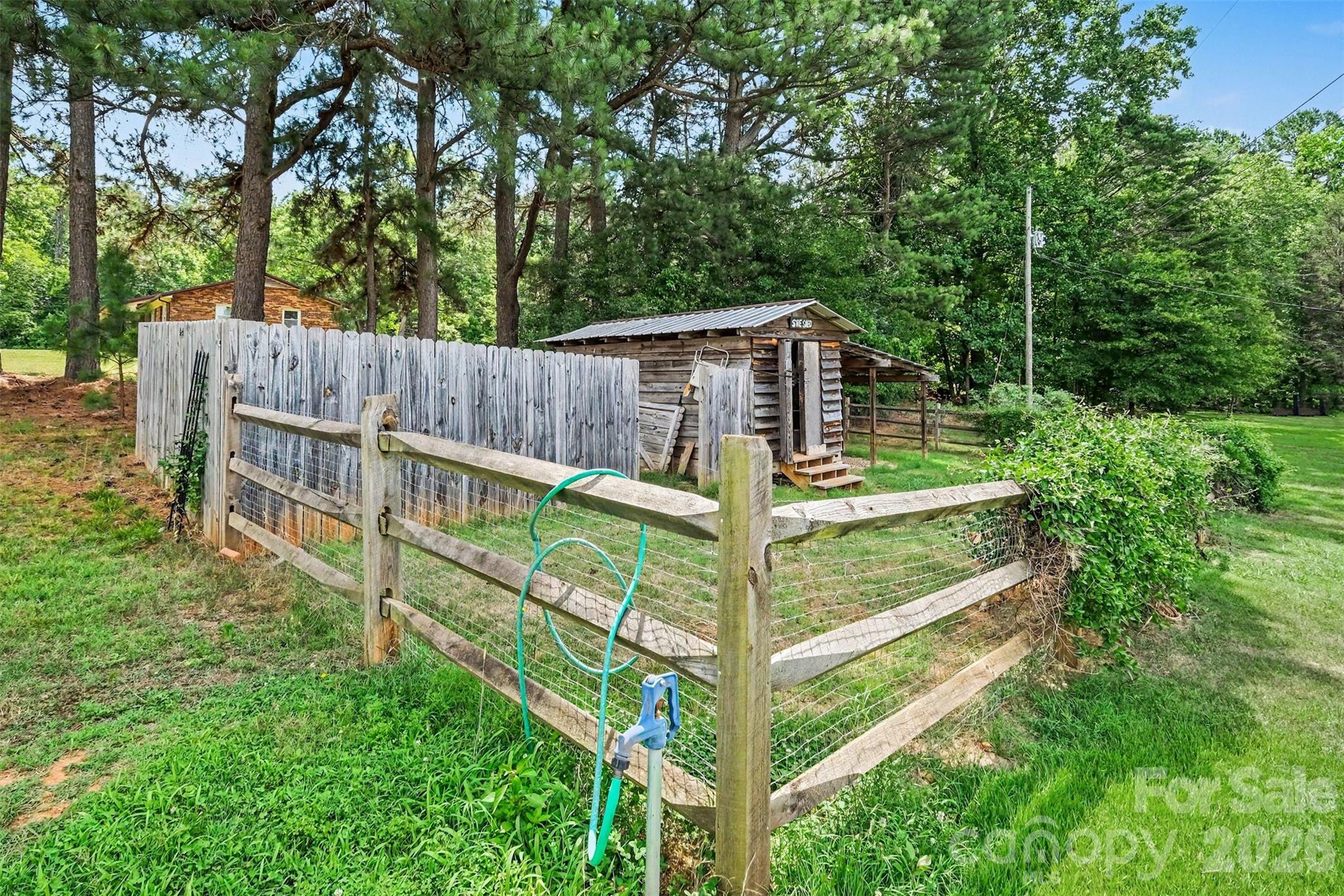 7107 Rolling Hills Drive — Sherrills Ford