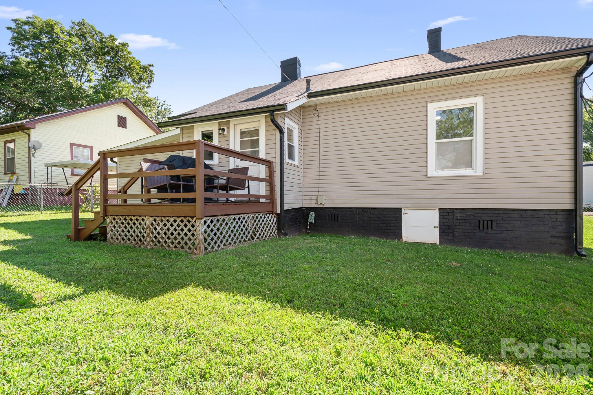 102 Madora Street — Mount Holly