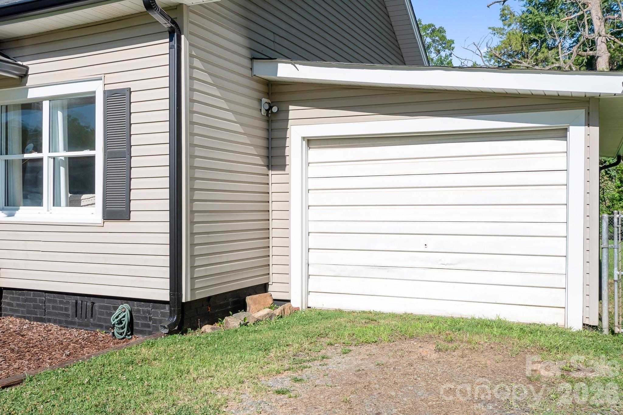 102 Madora Street — Mount Holly