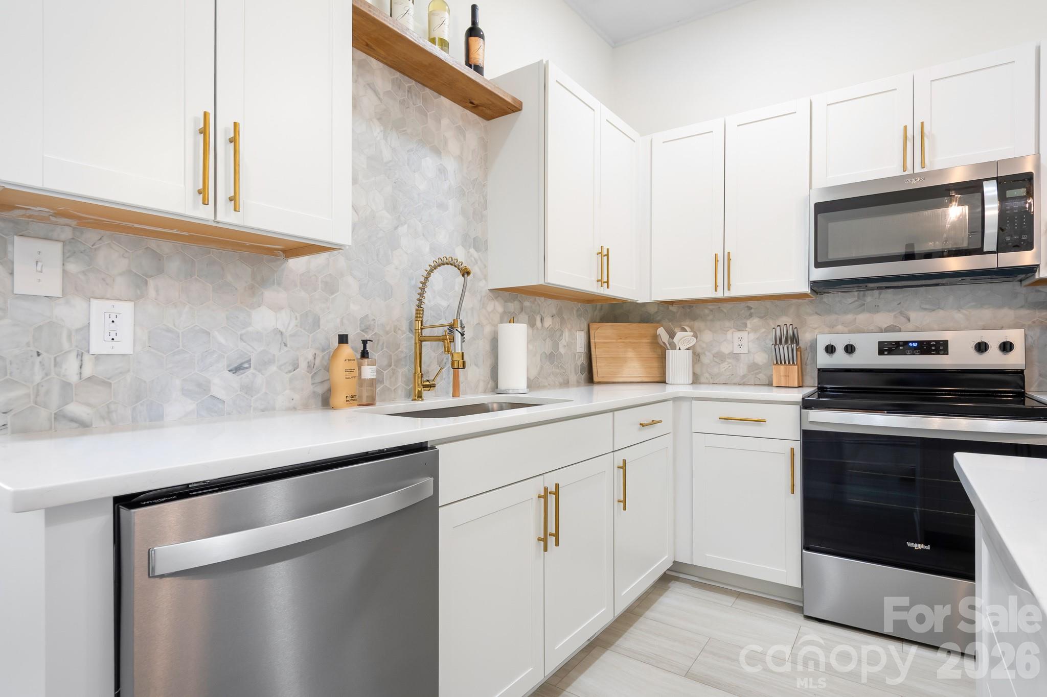 102 Madora Street — Mount Holly