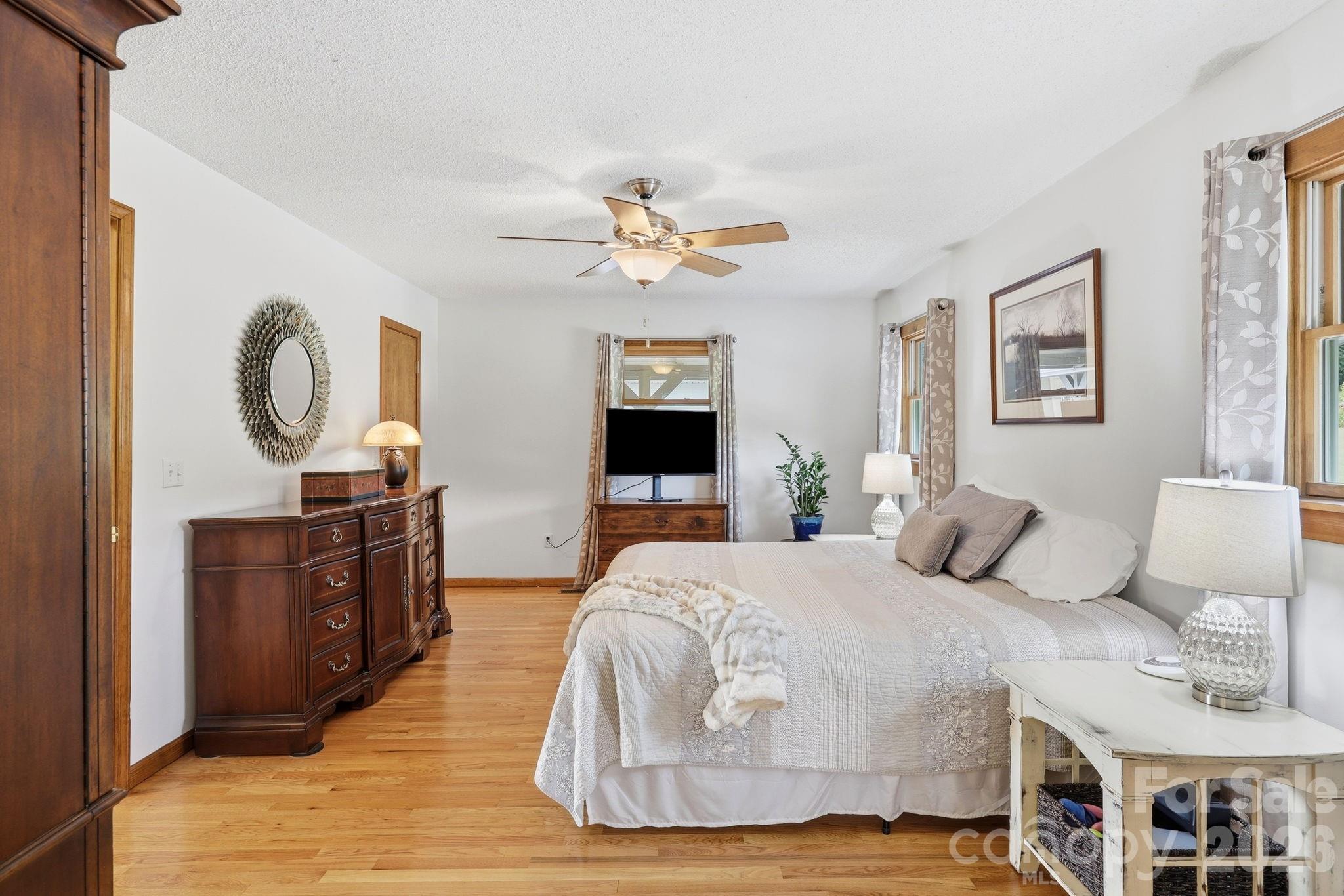 73 Rivercrest Court — Canton