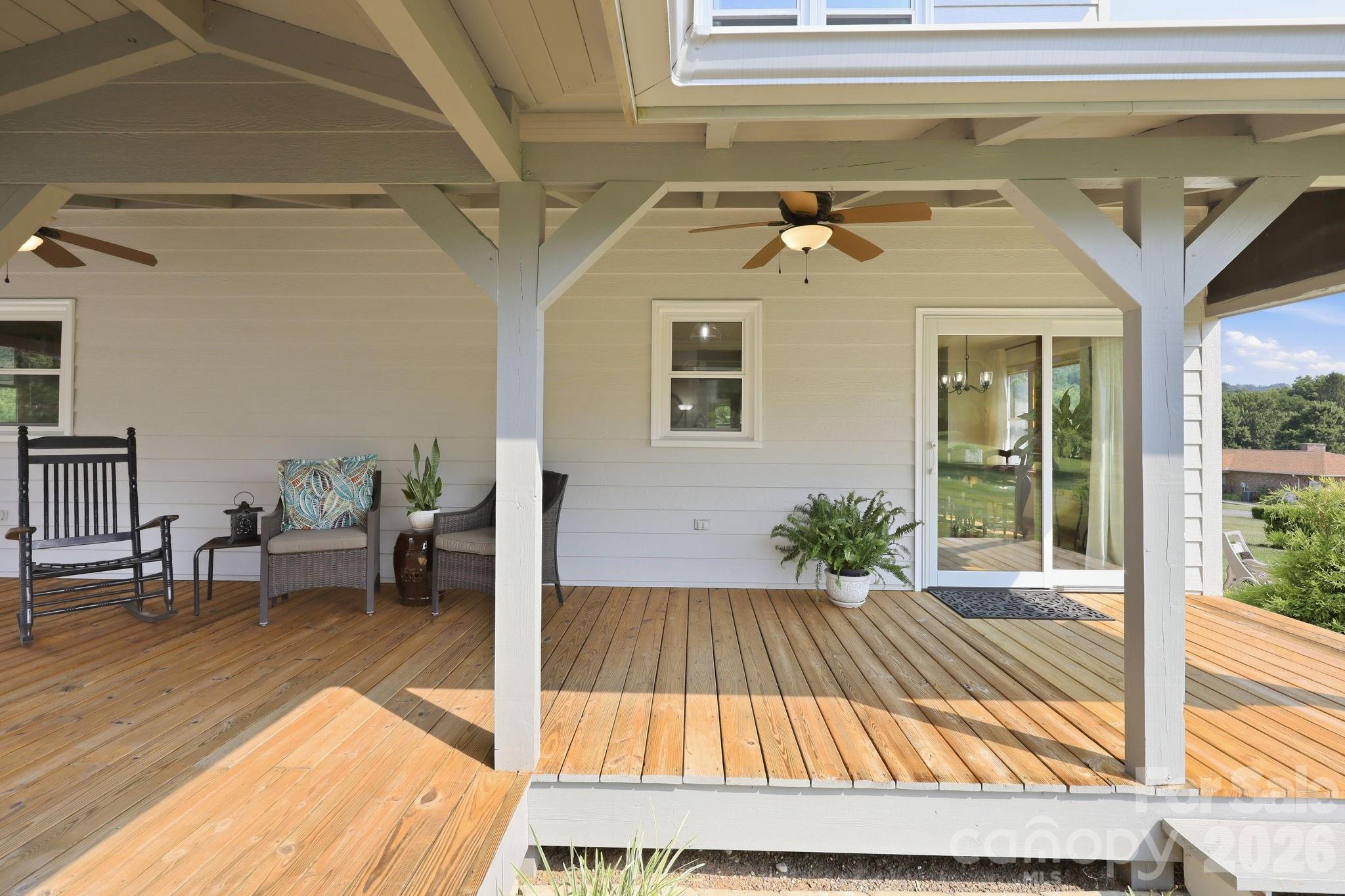 73 Rivercrest Court — Canton