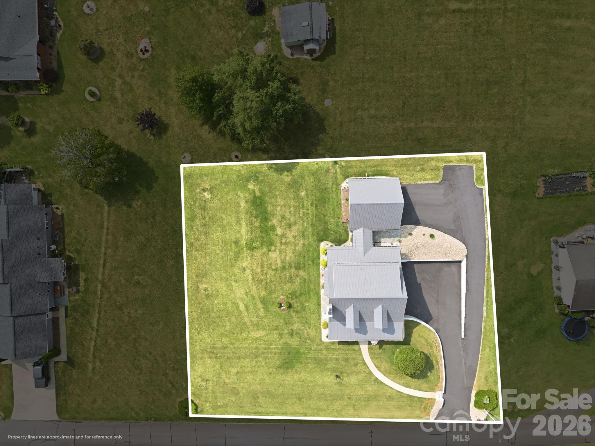 73 Rivercrest Court — Canton