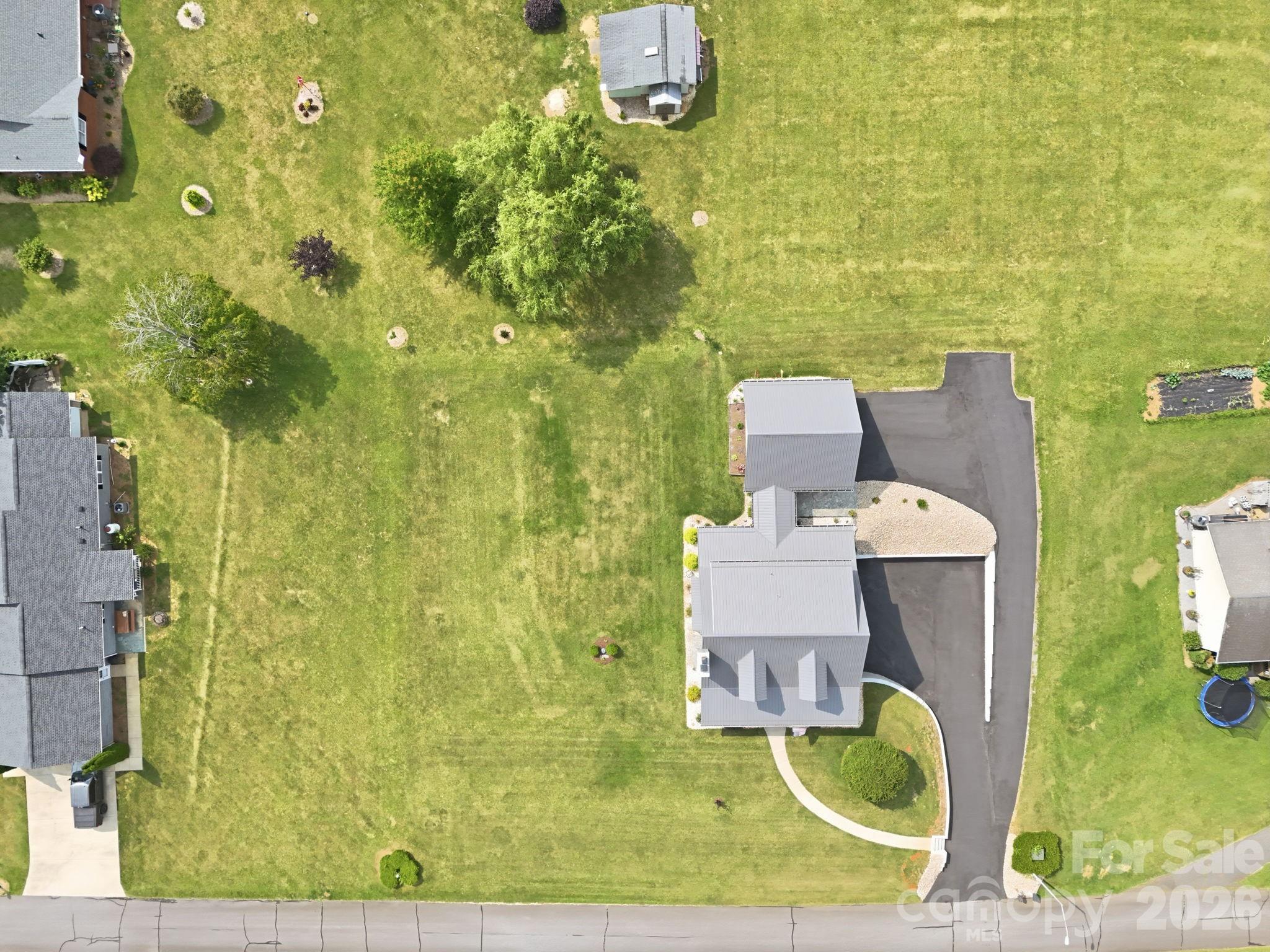 73 Rivercrest Court — Canton