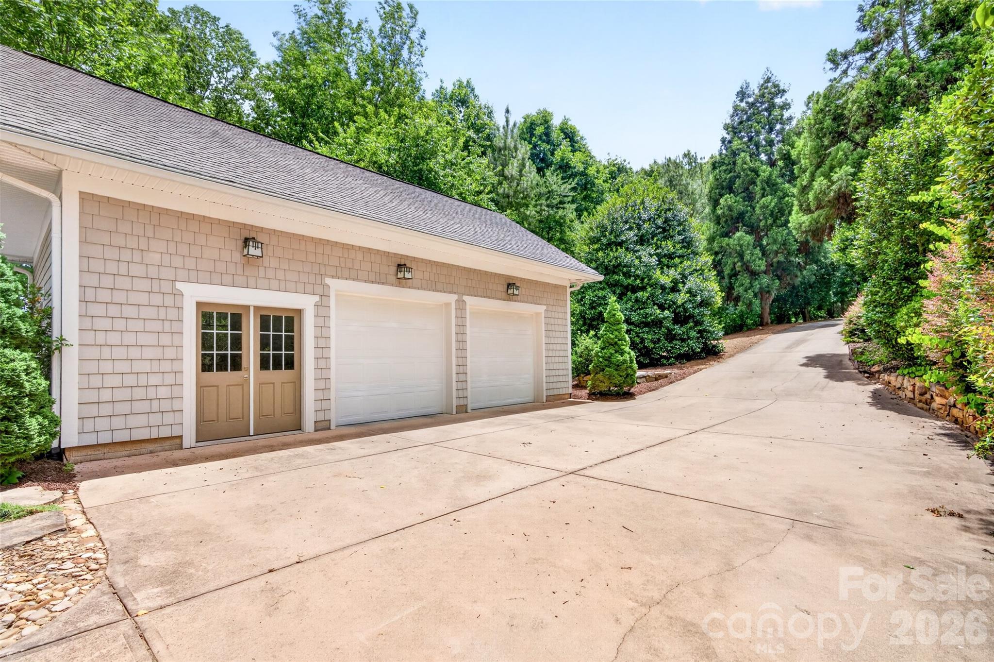 1390 Langdon Road — Sherrills Ford