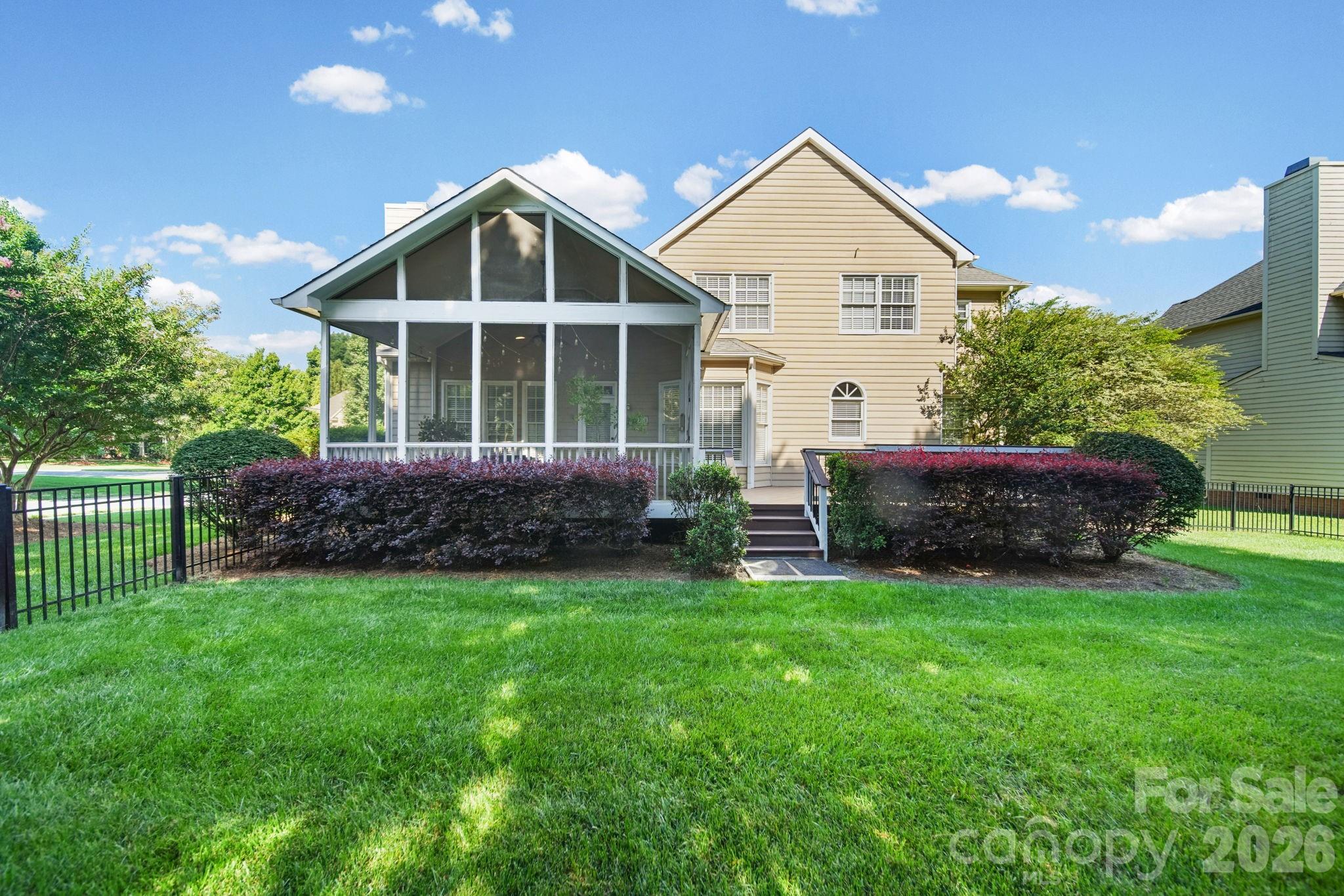 11204 Tavernay Parkway — Charlotte