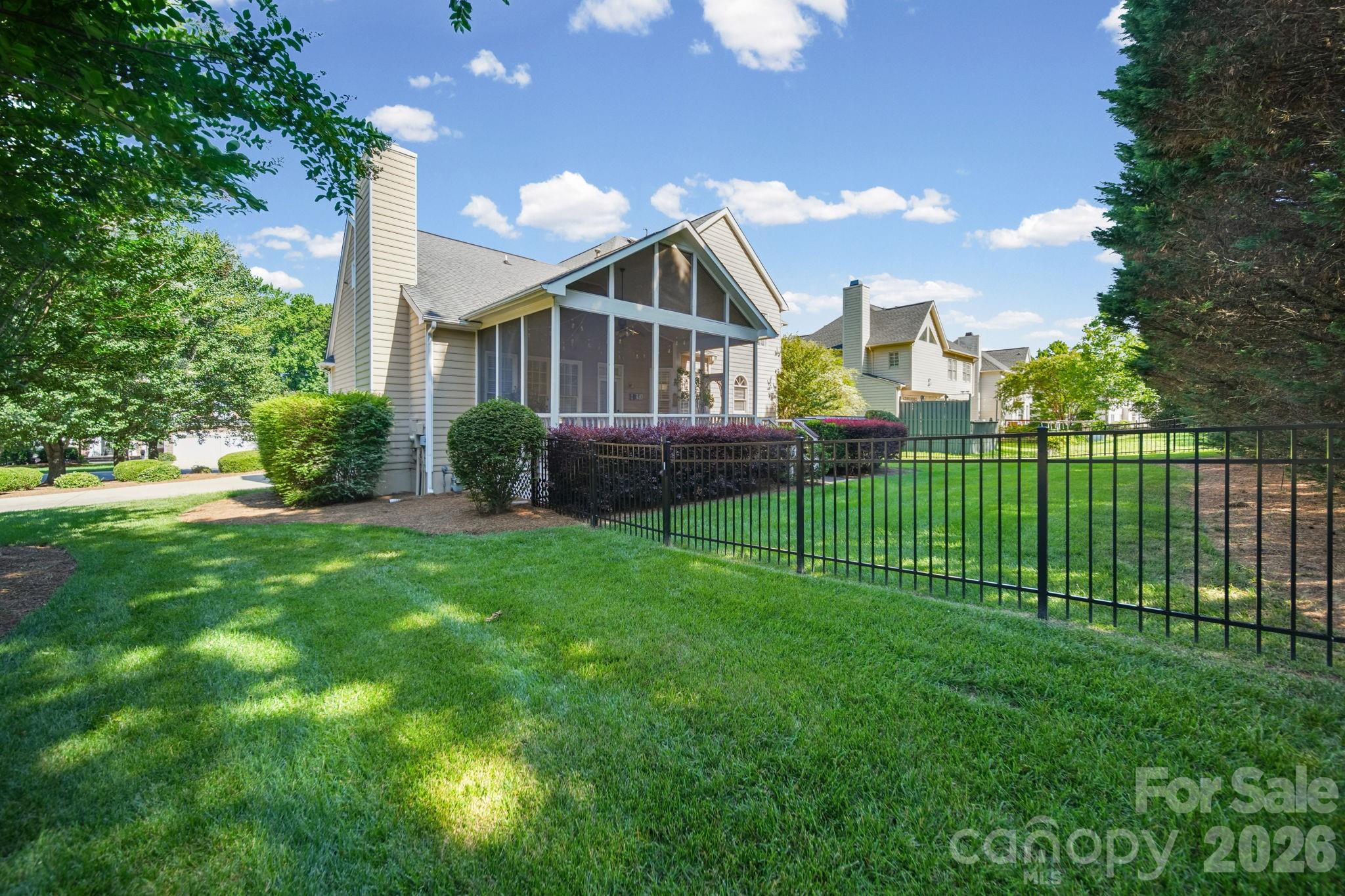 11204 Tavernay Parkway — Charlotte