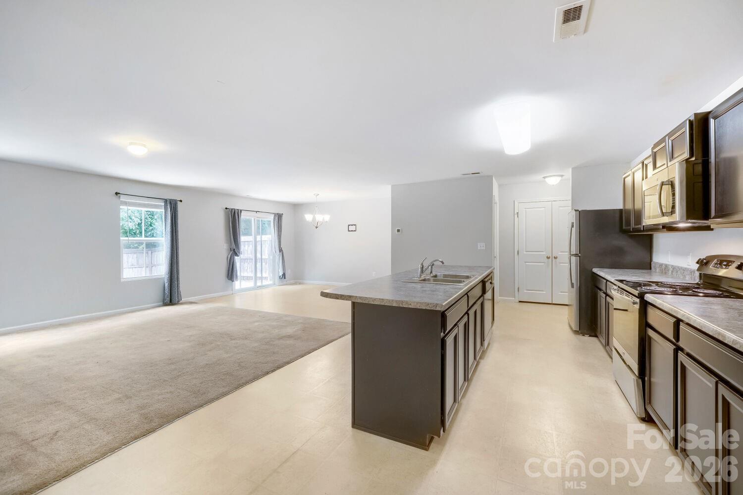 1706 Hooper Court — Charlotte