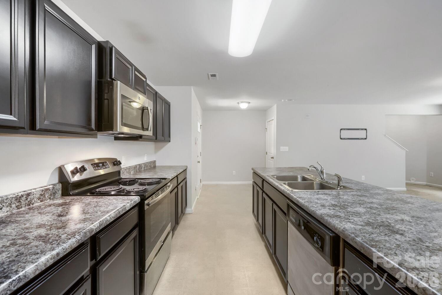 1706 Hooper Court — Charlotte